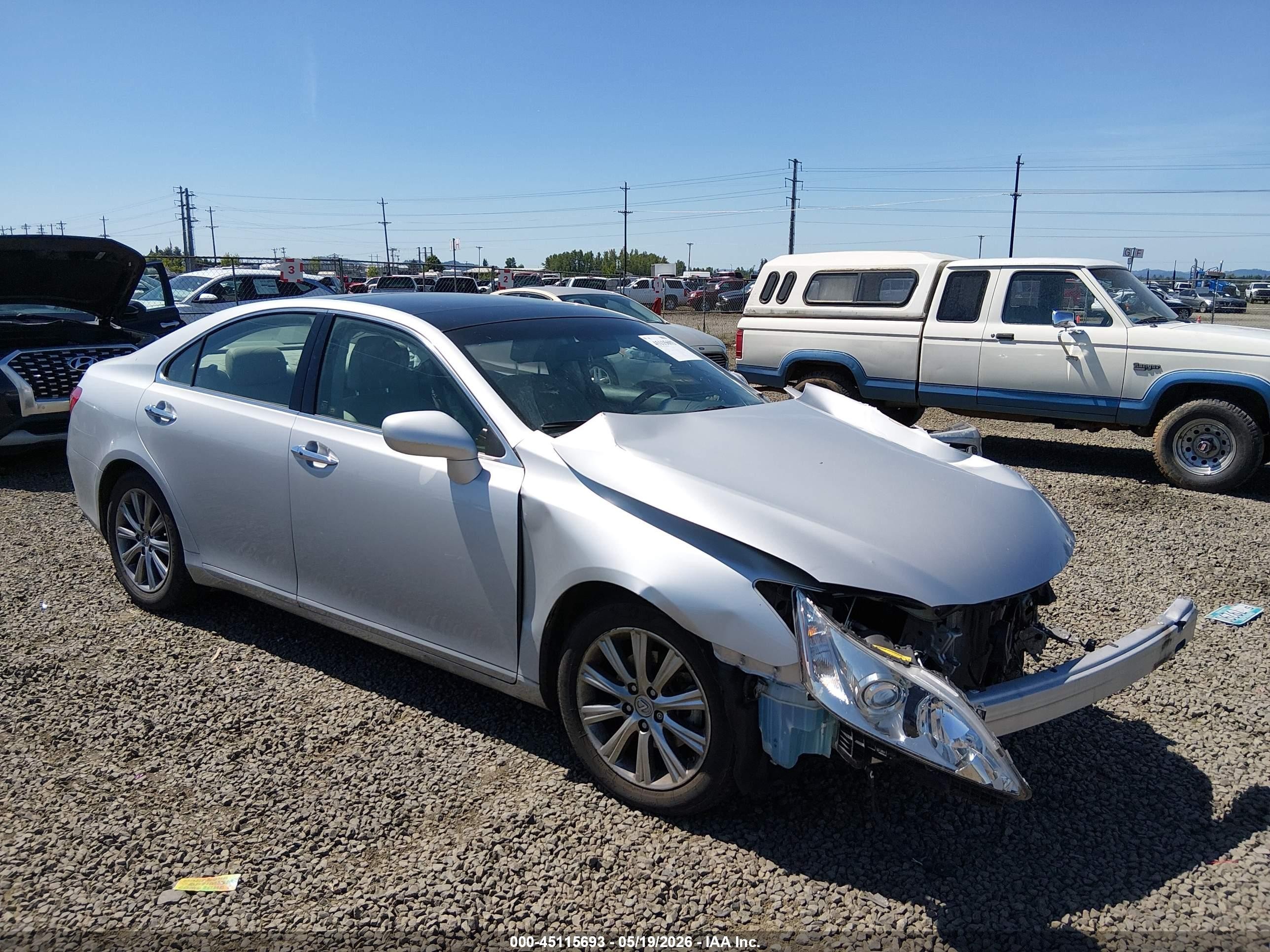 2008 Lexus ES 330, VIN JTHBJ46G982223055 — Side