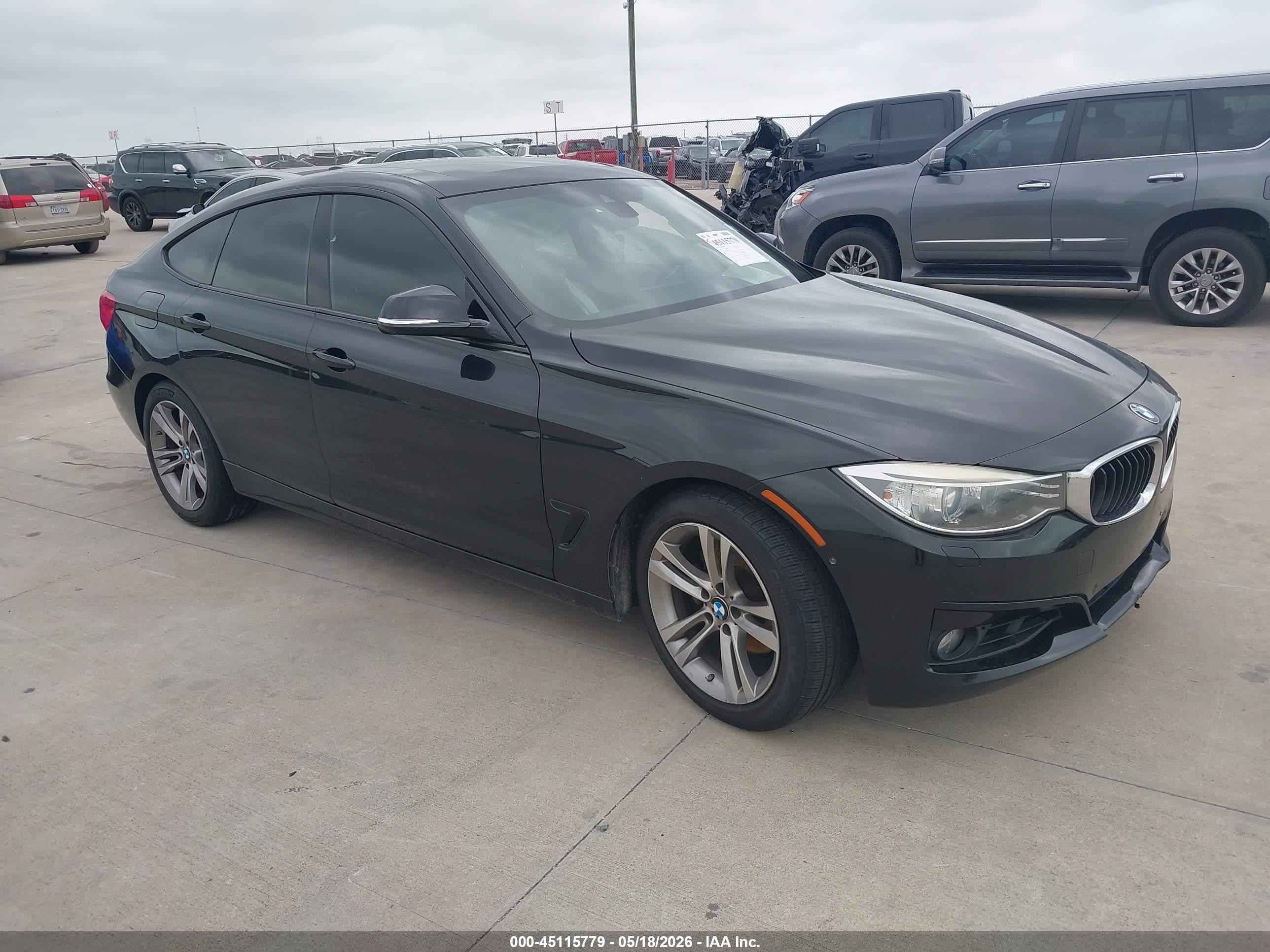 2016 BMW 3 Series 328i Gran Turismo xDrive, VIN WBA8Z5C5XGG500162 — Side