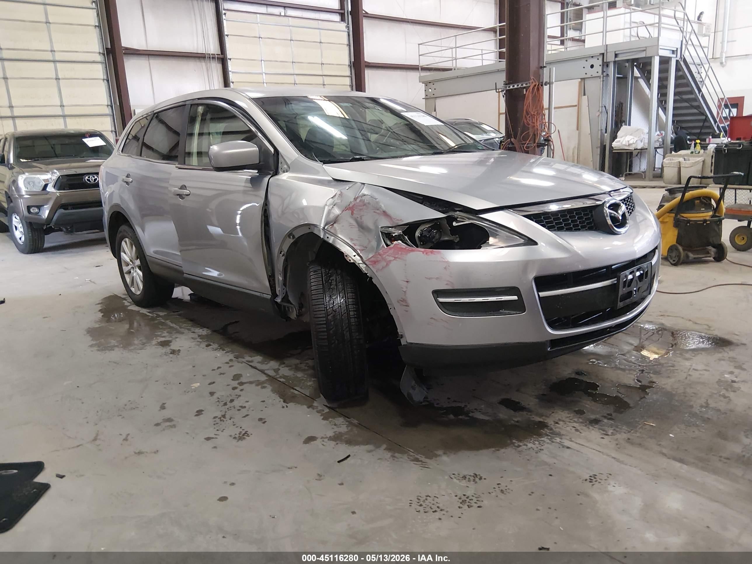2007 Mazda CX-9 Grand Touring, VIN JM3TB38YX70102989 — Front end