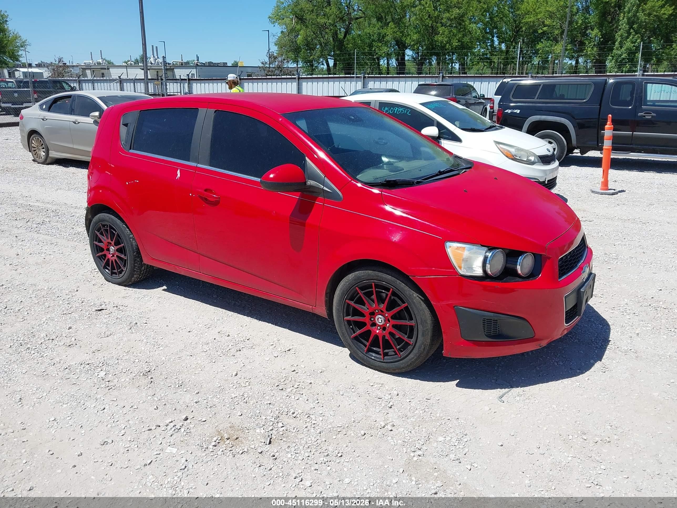 2012 Chevrolet Sonic LT, VIN 1G1JC6SH6C4187915 — Зад