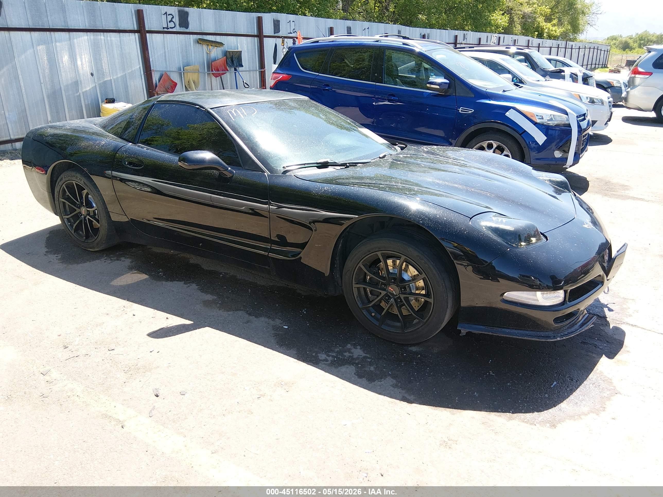 1997 Chevrolet Corvette, VIN 1G1YY22G0V5104072 — Side