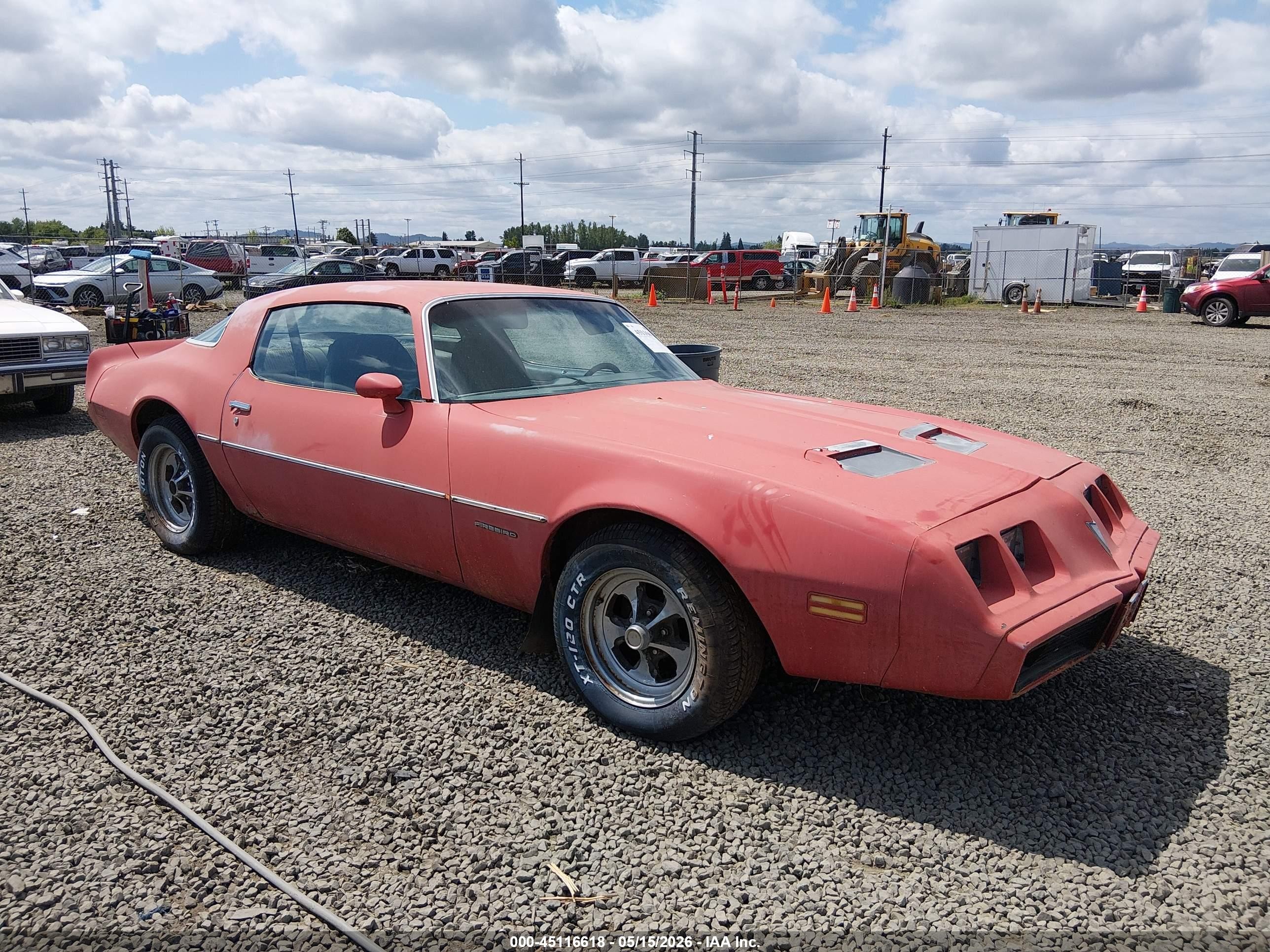 1981 Pontiac Firebird, VIN 1G2AV87S3BL114088 — Normal wear
