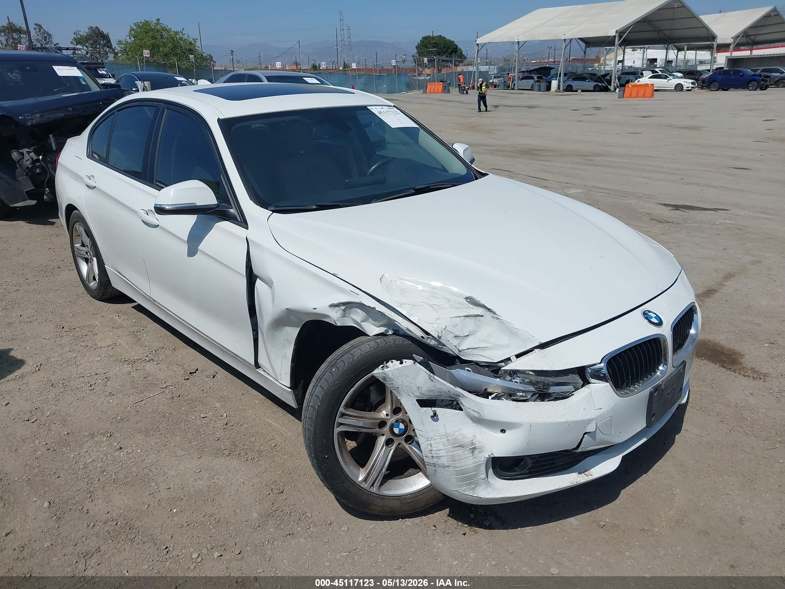 2015 BMW 3 Series 328i, VIN WBA3C1C54FK122033 — Front end