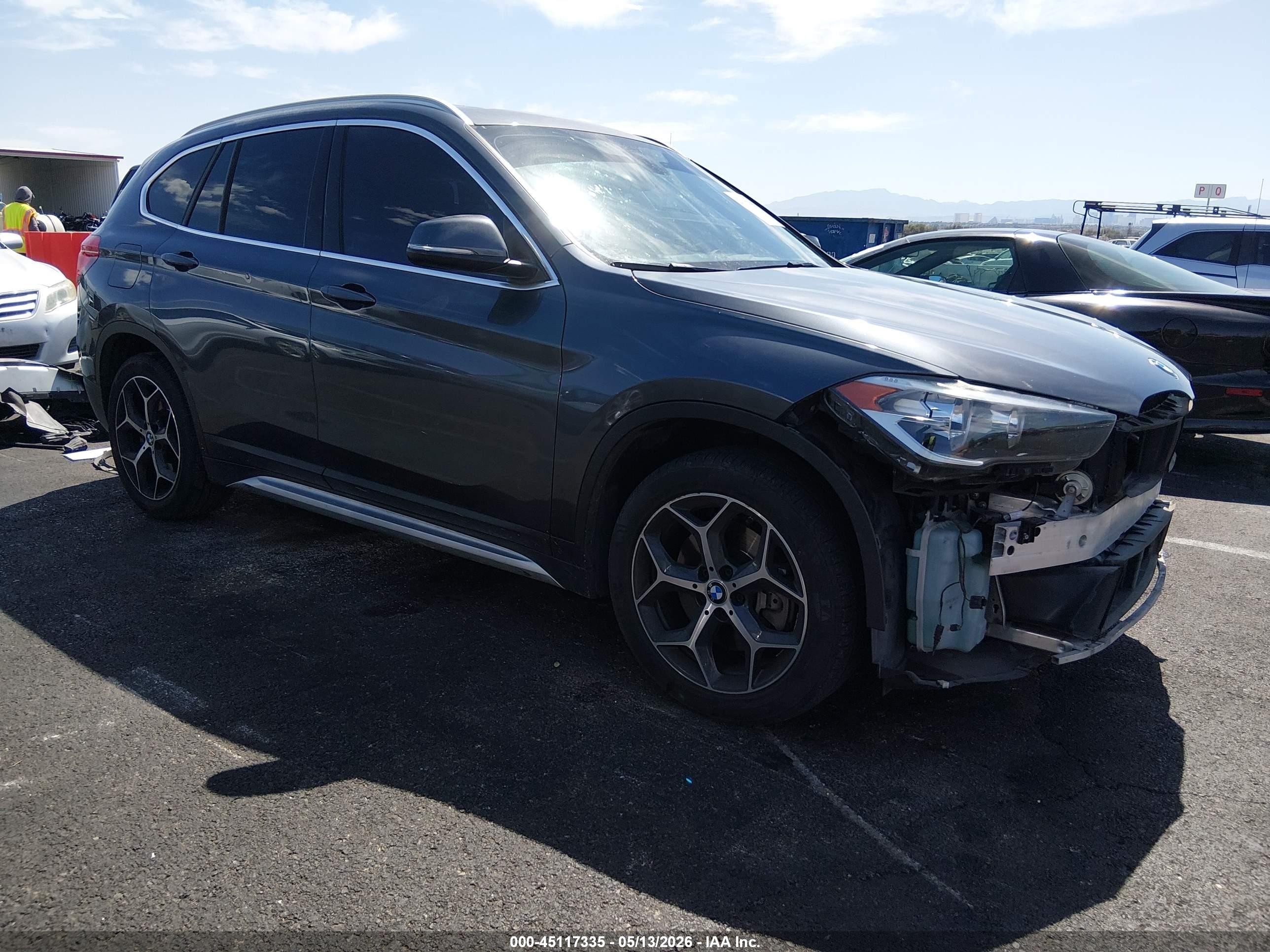 2018 BMW X1 xDrive28i, VIN WBXHT3C35J3H33670 — Front end