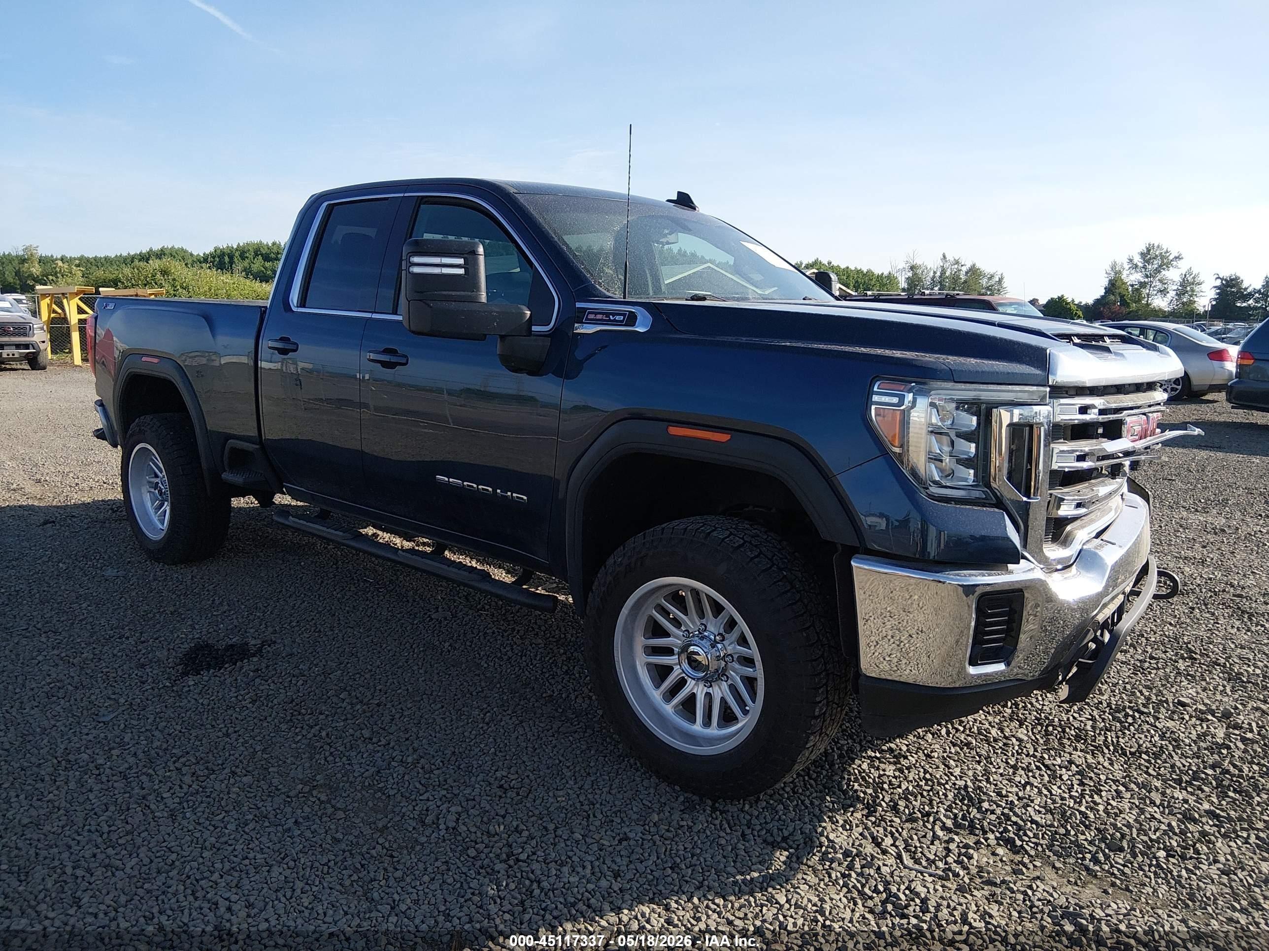 2020 GMC Sierra 2500HD, VIN 1GT29ME73LF255674 — Front end