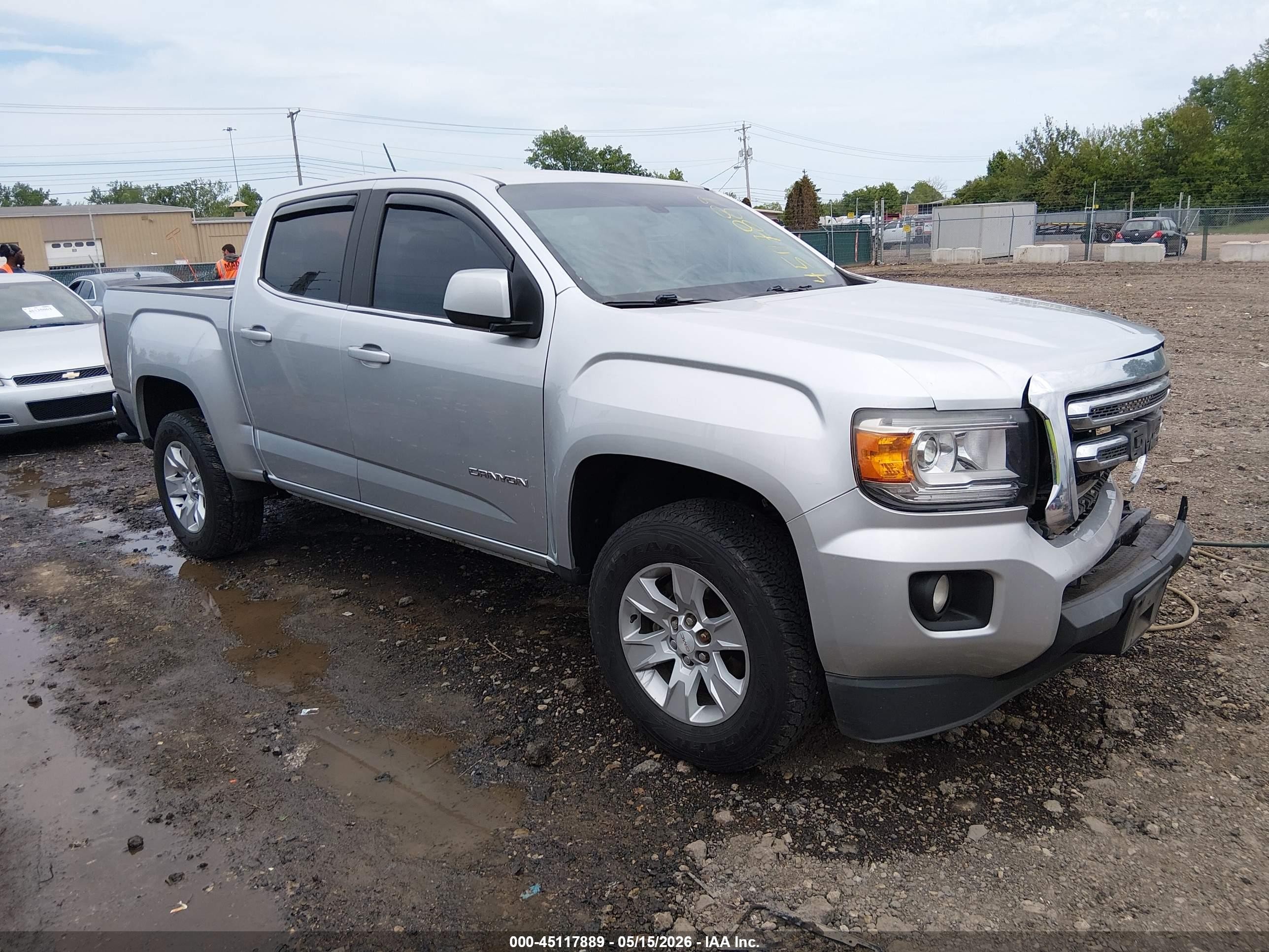 2015 GMC Canyon 2WD SLE, VIN 1GTG5BEA0F1159830 — Front end