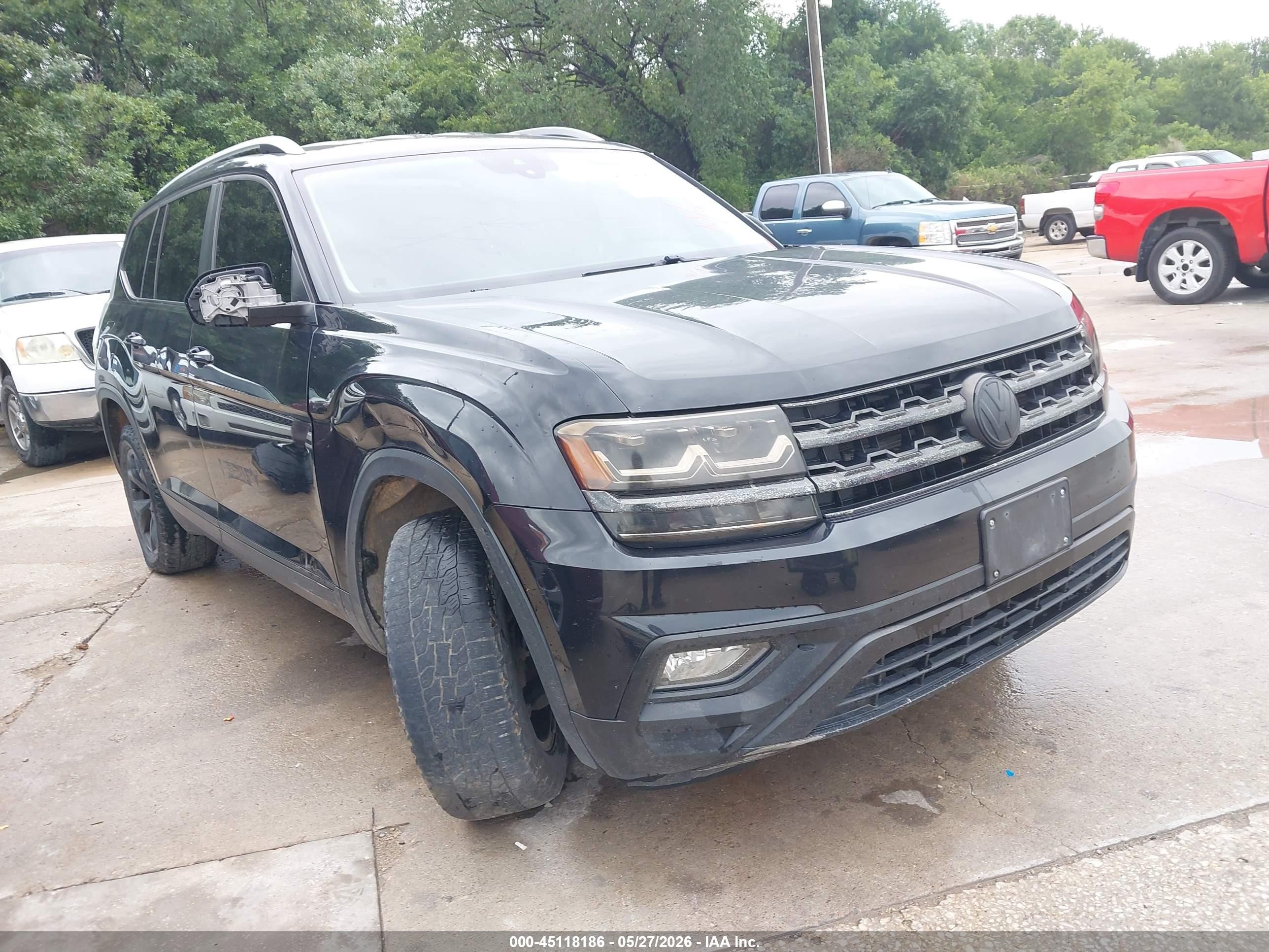 2019 Volkswagen Atlas SE, VIN 1V2WR2CAXKC544229 — Repossession