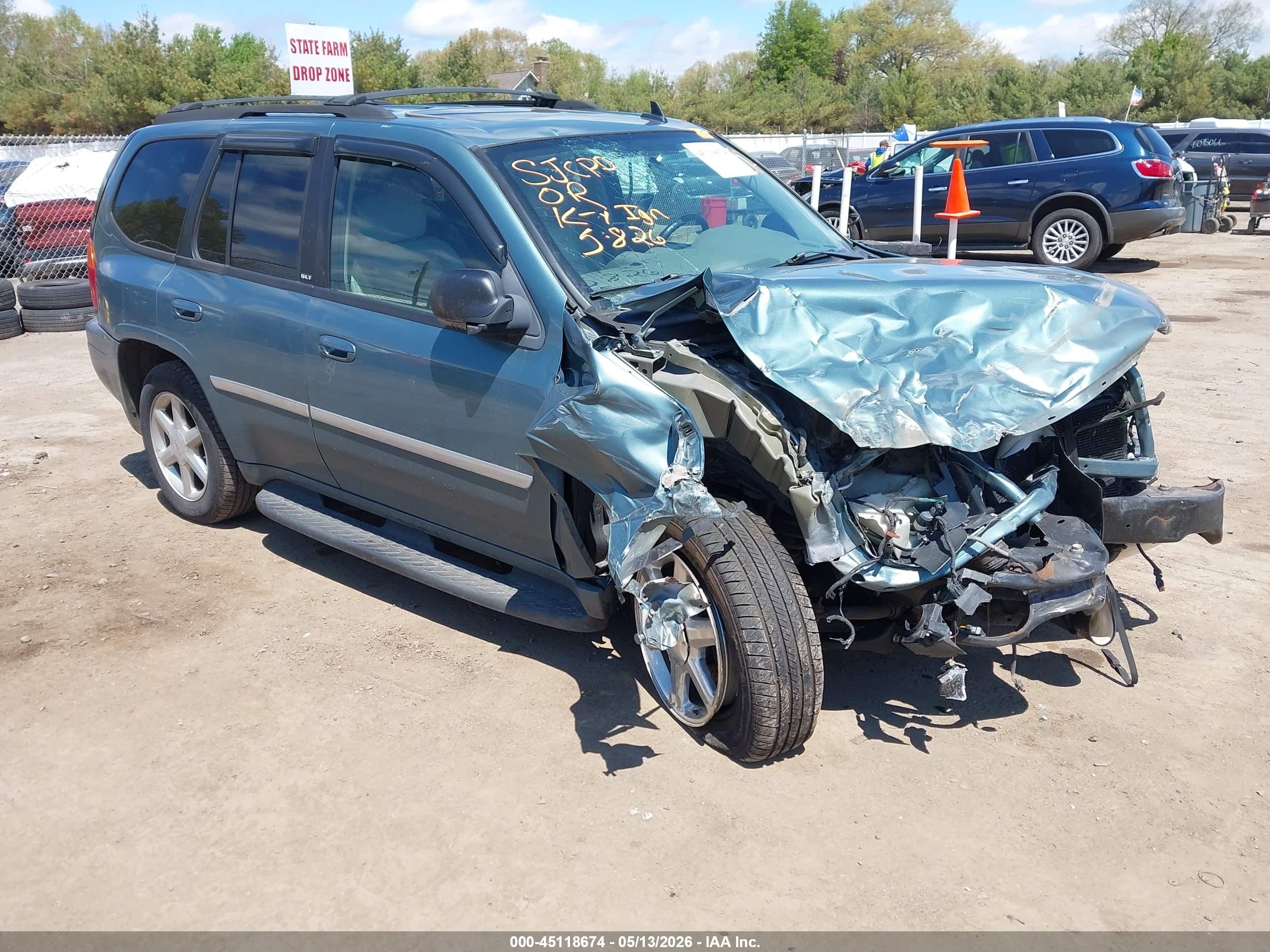 2009 GMC Envoy SLT, VIN 1GKDT43S492132052 — Front end