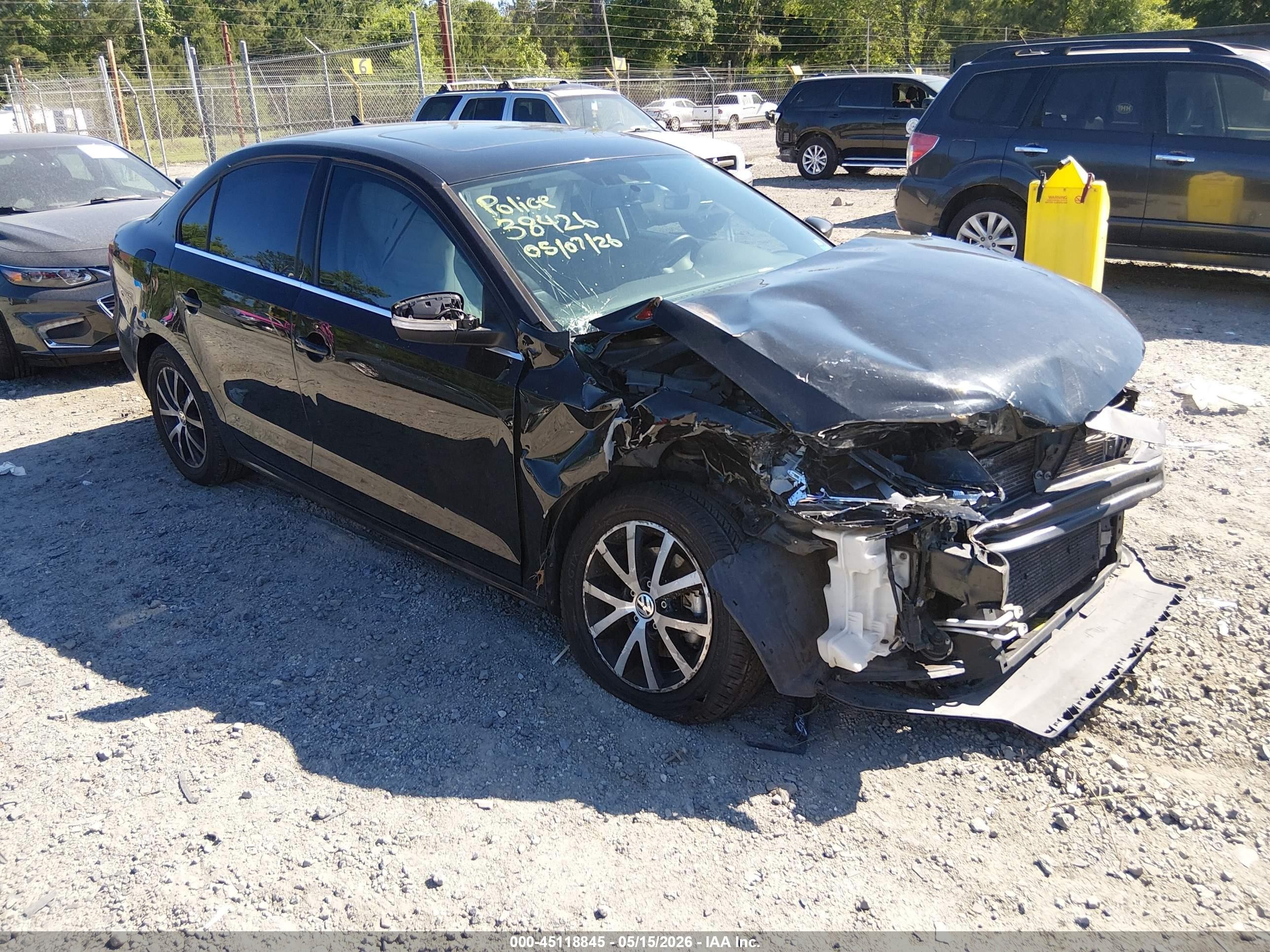 2017 Volkswagen Jetta SE, VIN 3VWDB7AJ2HM287049 — Front end