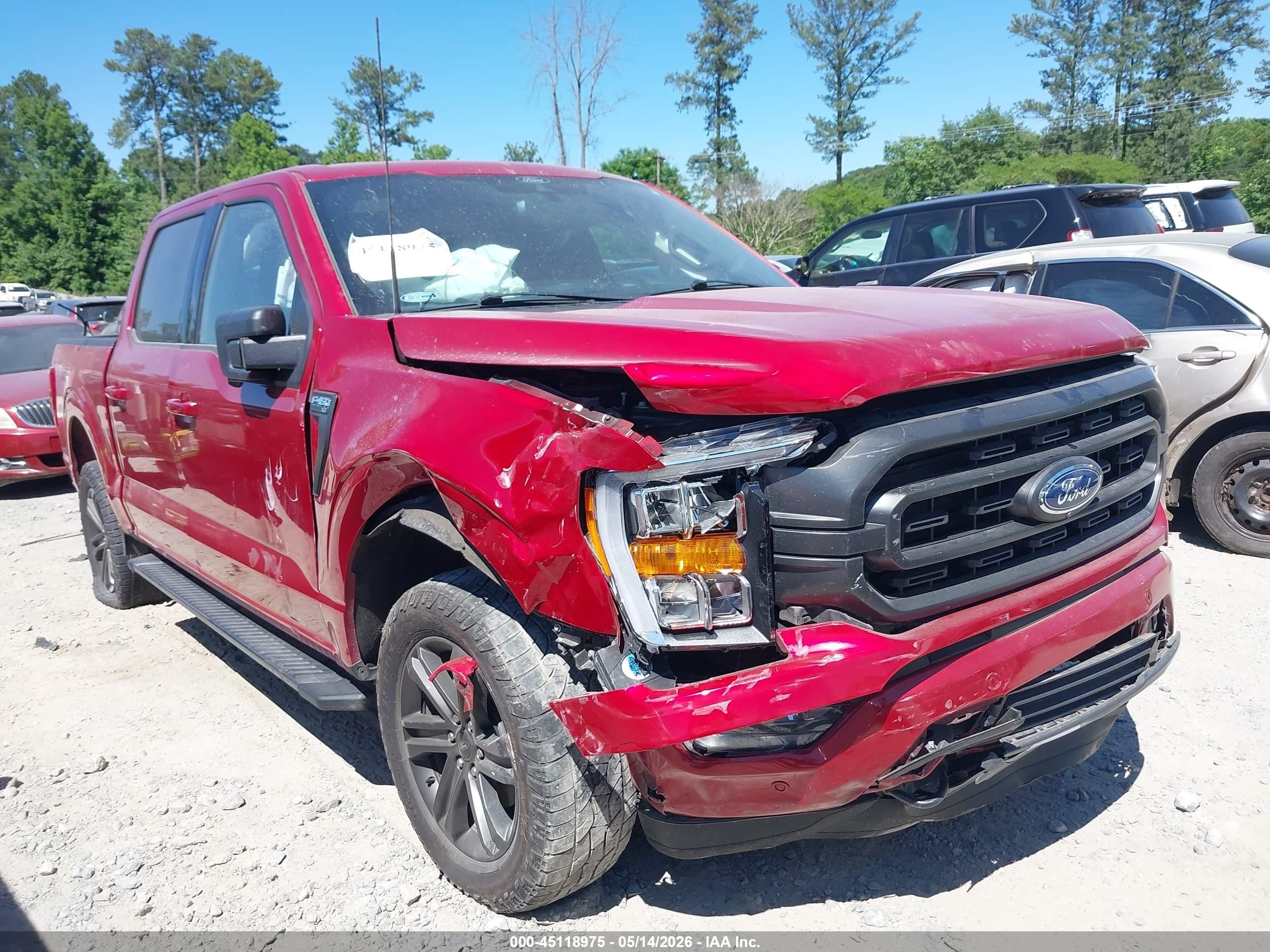 2022 Ford F-150 XL, VIN 1FTFW1E59NKD32713 — Перед