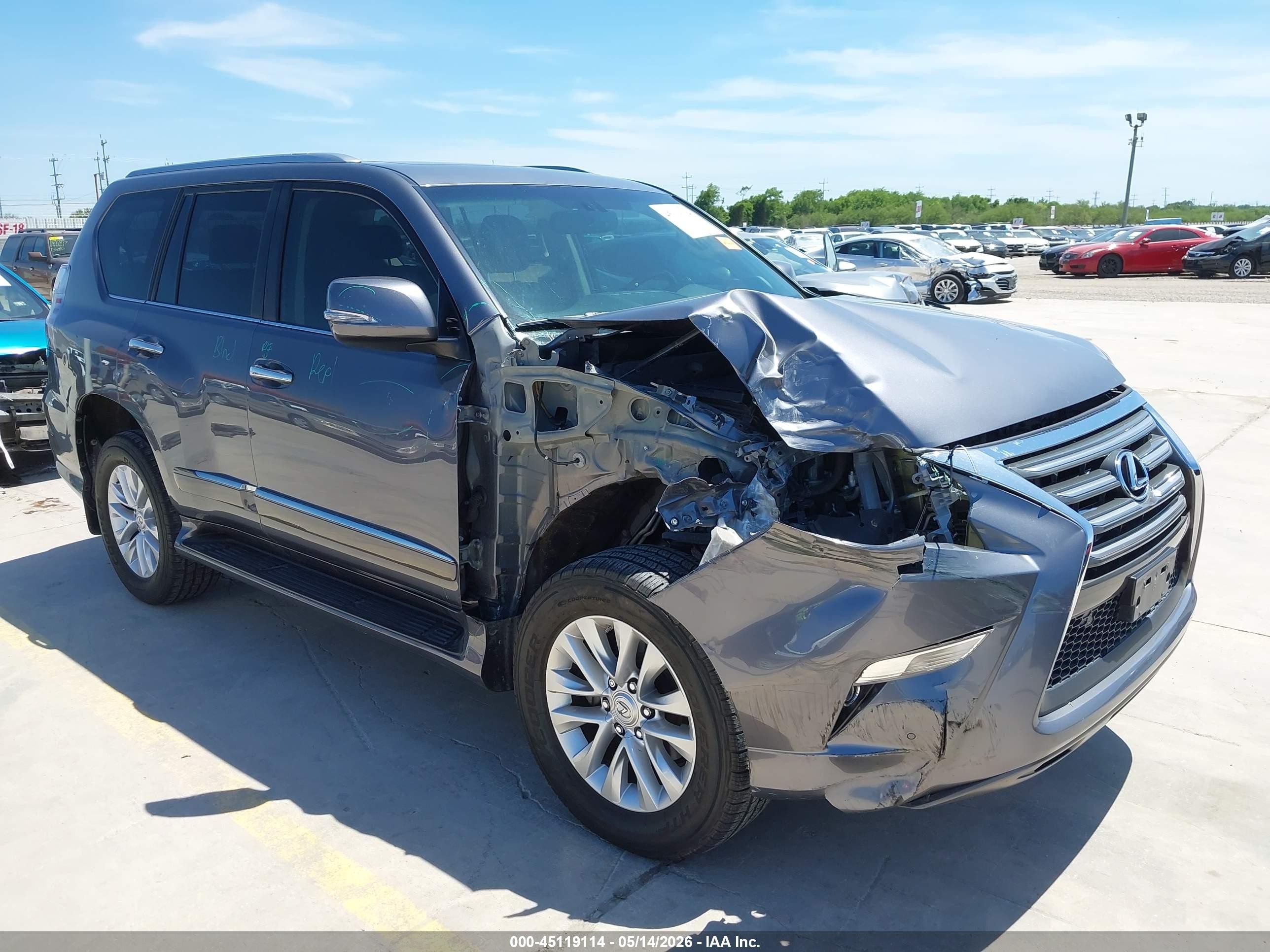 2019 Lexus GX 460 Premium, VIN JTJBM7FX4K5237359 — Front end