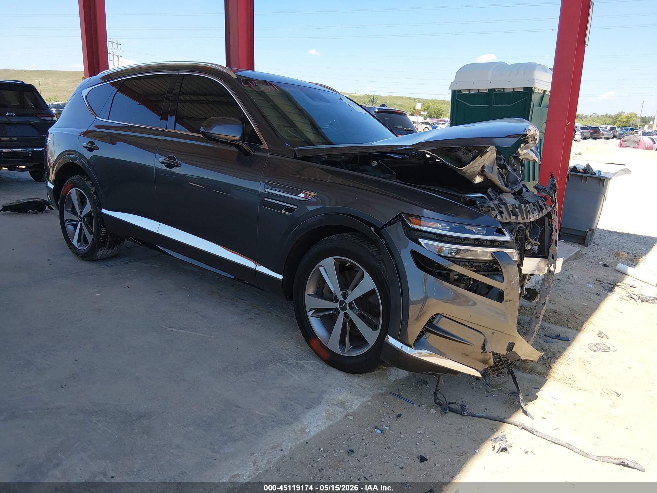 2021 Genesis GV80, VIN KMUHBDSB2MU060389 — Front end