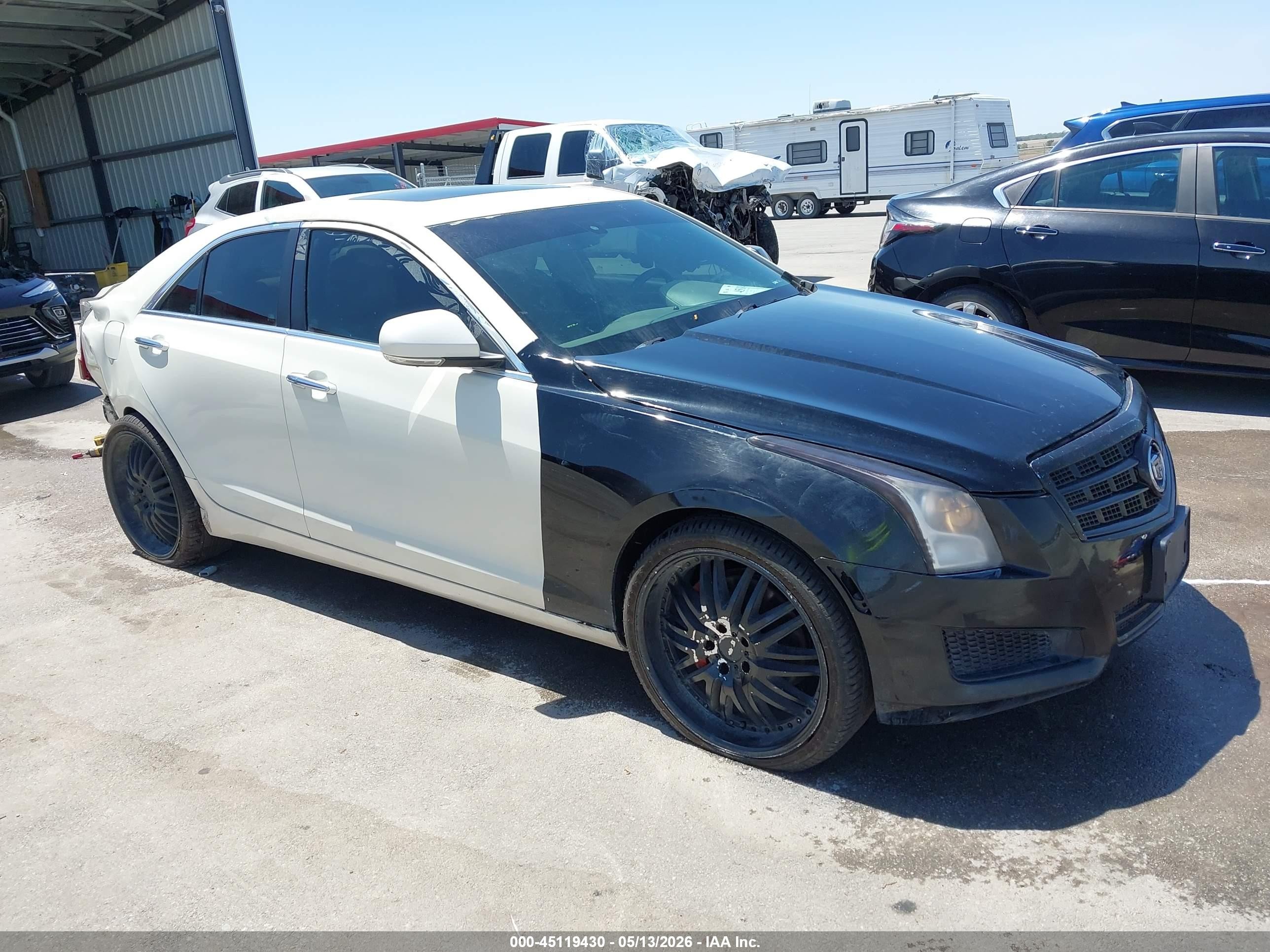 2014 Cadillac ATS Luxury AWD, VIN 1G6AH5RX4E0101255 — Rear end