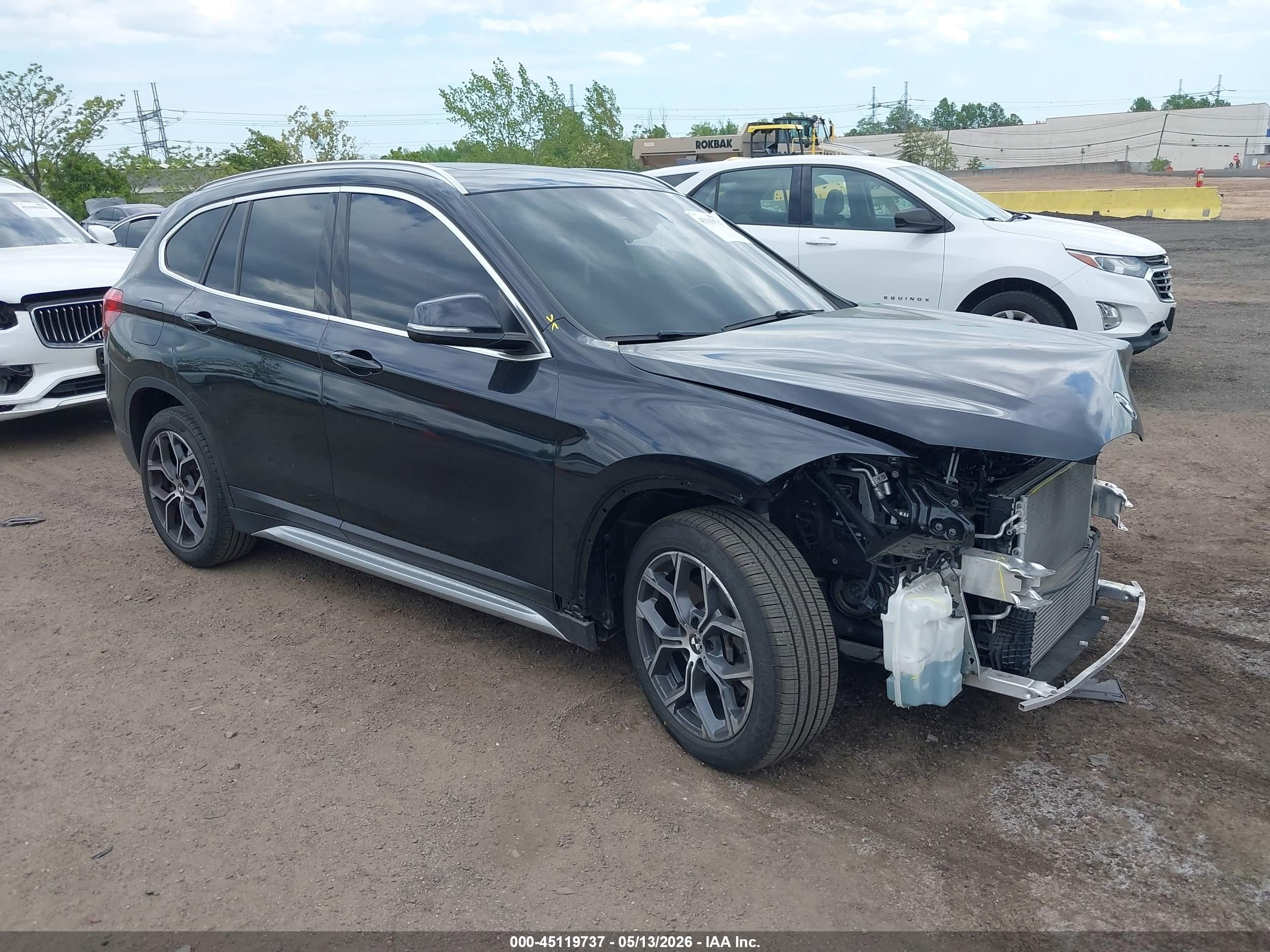 2021 BMW X1 xDrive28i, VIN WBXJG9C05M5U09977 — Перед