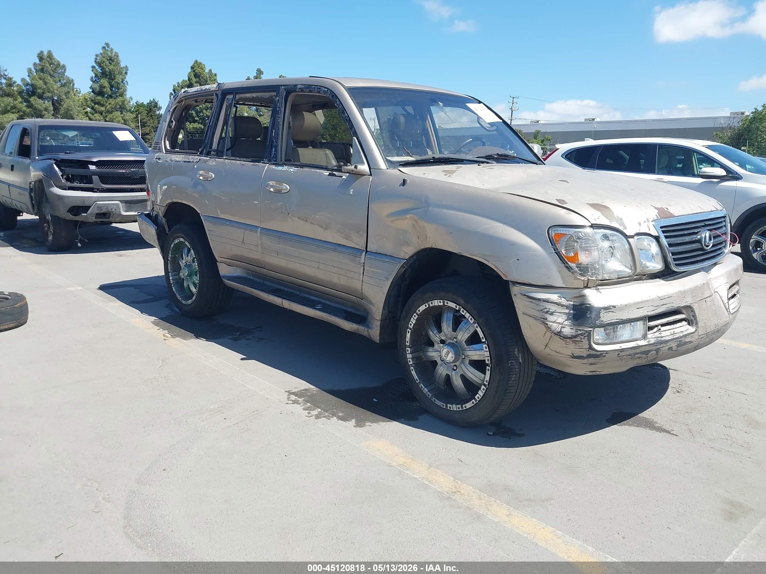 1999 Lexus LX 470, VIN JT6HT00W2X0035297 — Normal wear