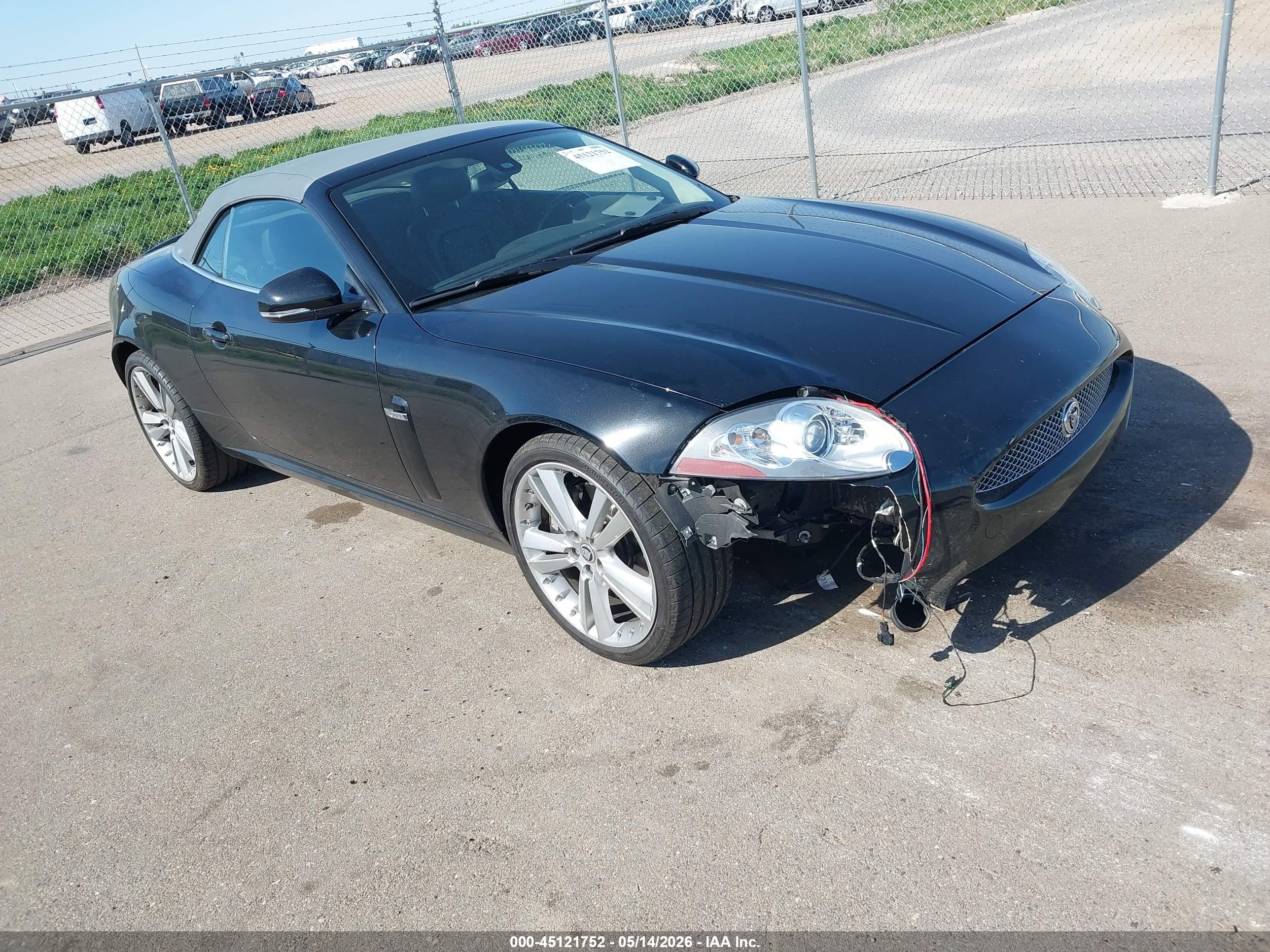 2010 Jaguar XK, VIN SAJWA4GB7ALB32960 — Front end