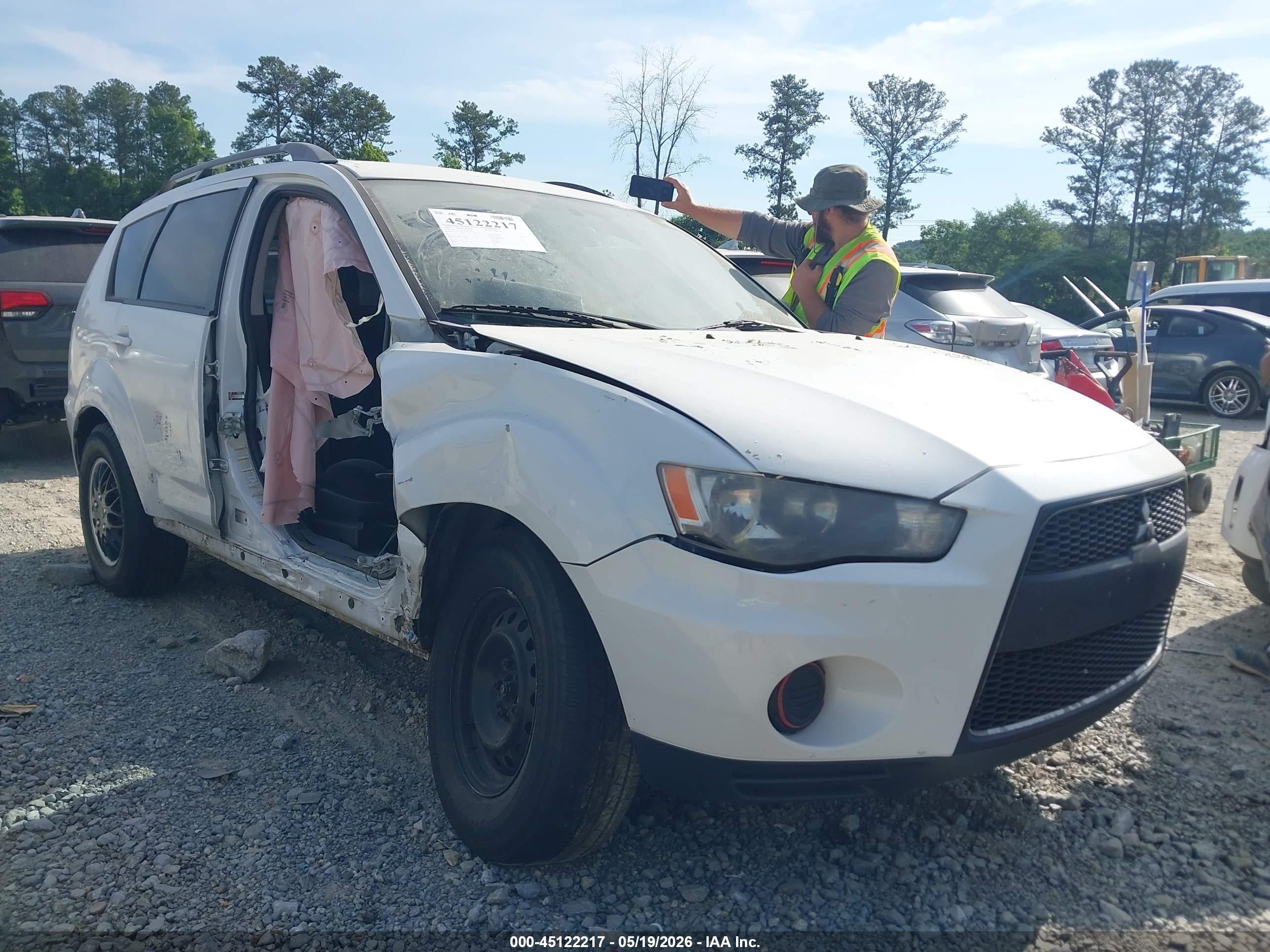 2012 Mitsubishi Outlander ES, VIN JA4AS2AWXCU001662 — Side