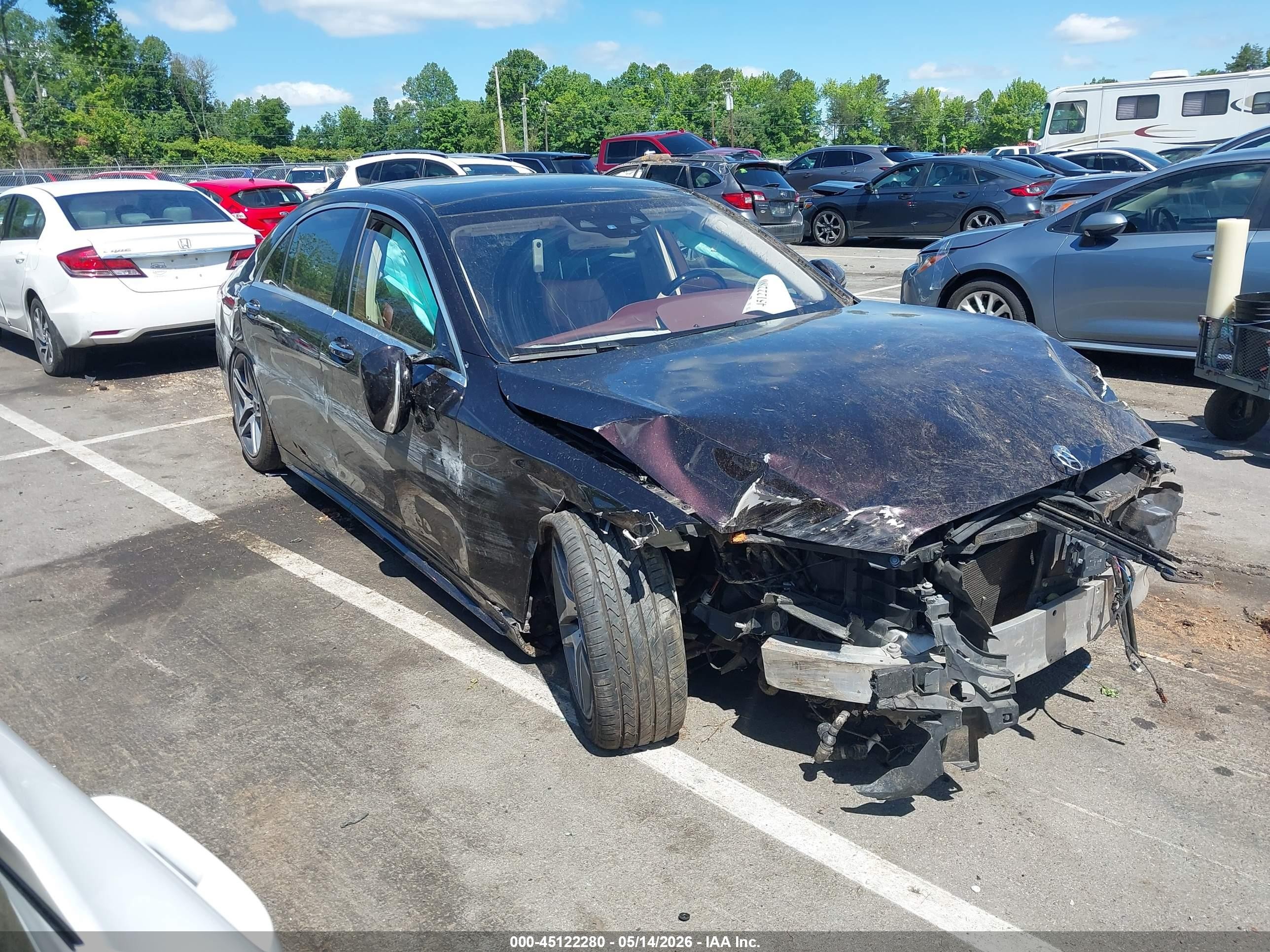 2018 Mercedes-Benz S 560, VIN WDDUG8DB1JA369264 — Side