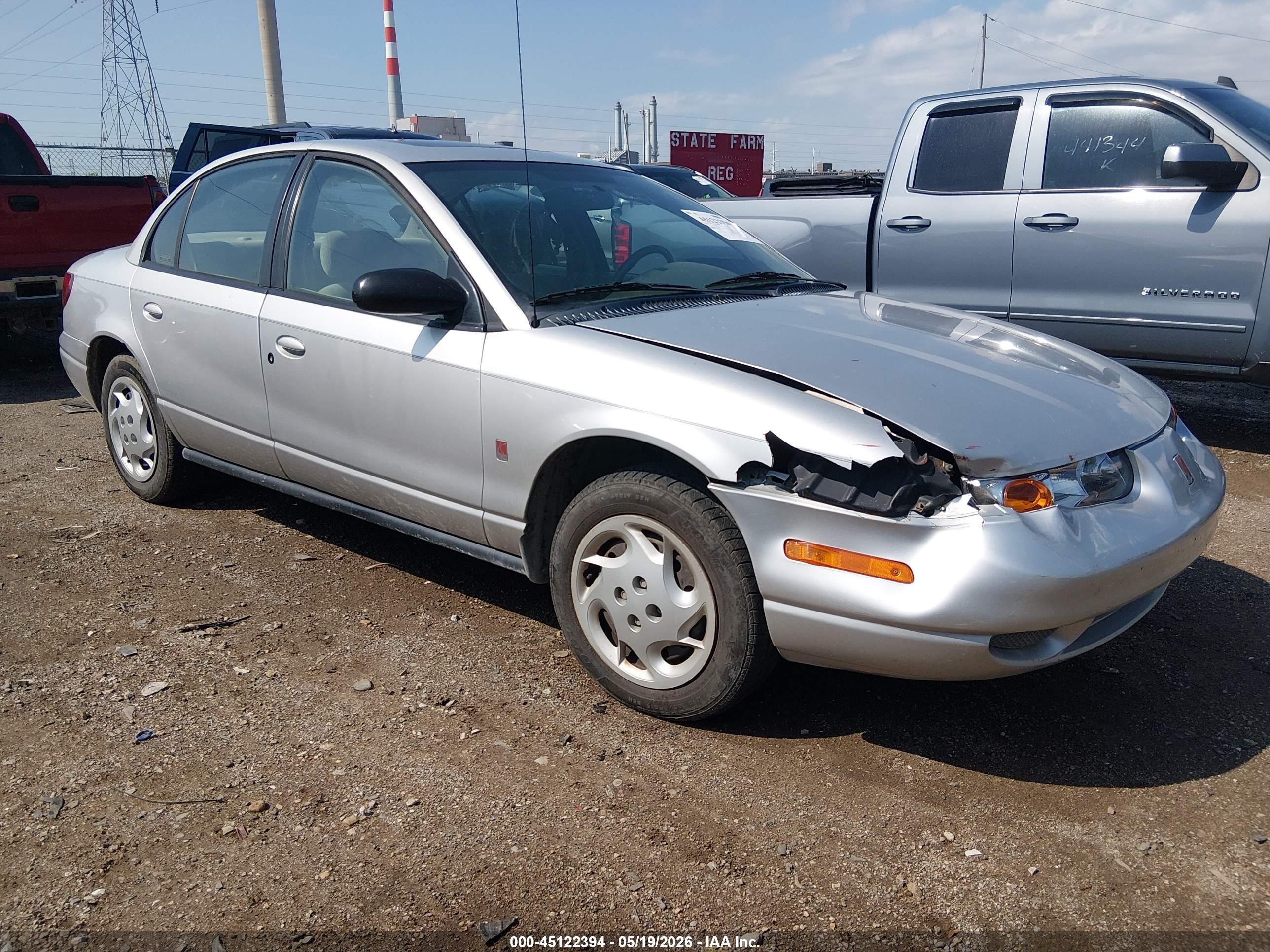 2002 Saturn SL, VIN 1G8ZK52772Z259358 — Бок