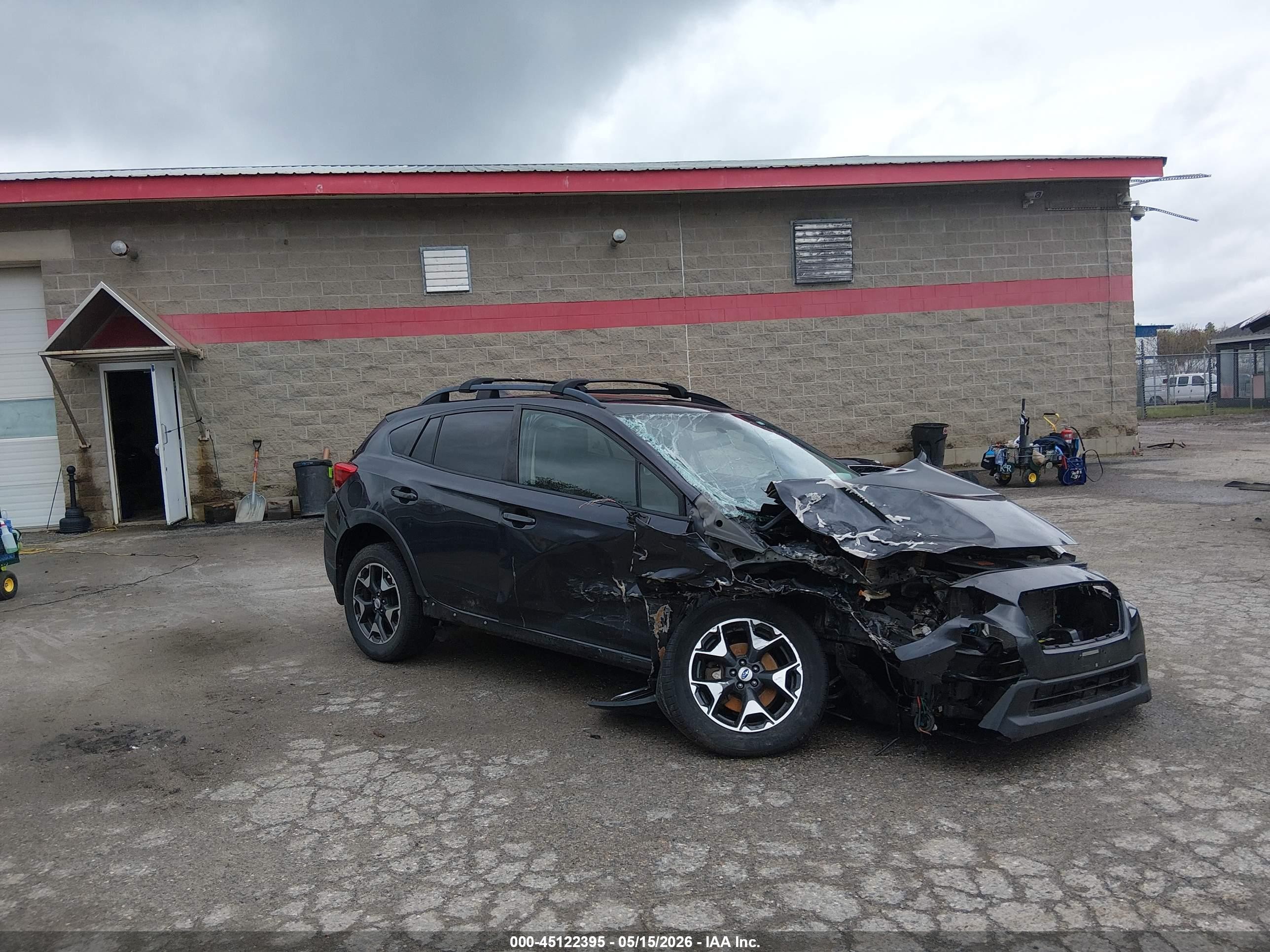 2018 Subaru Crosstrek Premium, VIN JF2GTABC9JH316942 — Front end