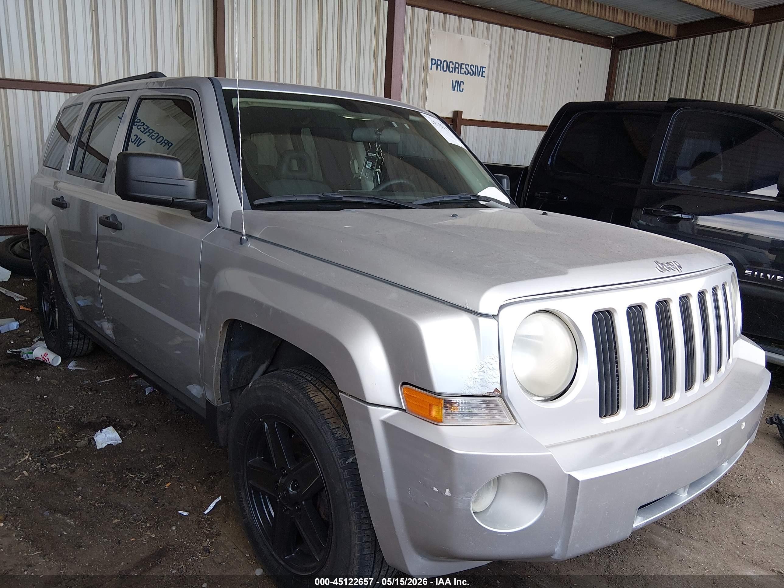 2007 Jeep Patriot Sport, VIN 1J8FF28W67D396802 — Rear end