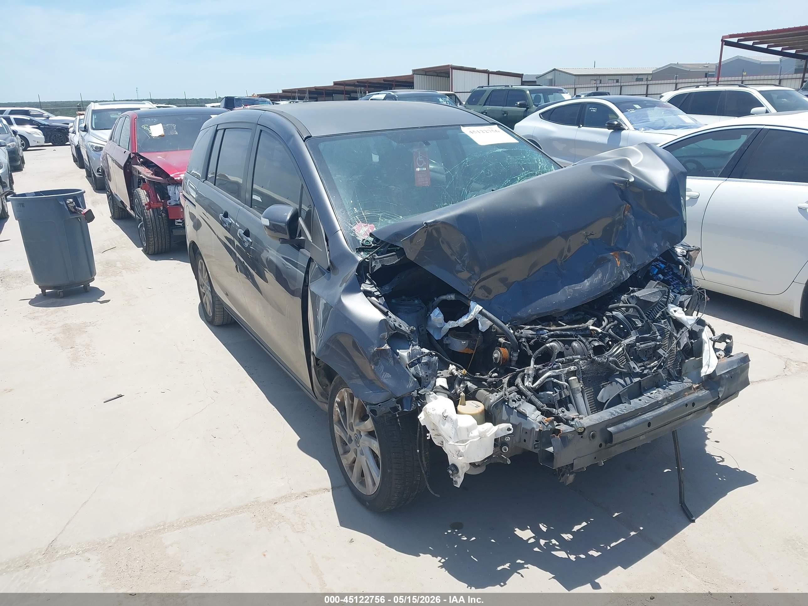 2014 Mazda 5 Sport, VIN JM1CW2BL0E0165889 — Front end