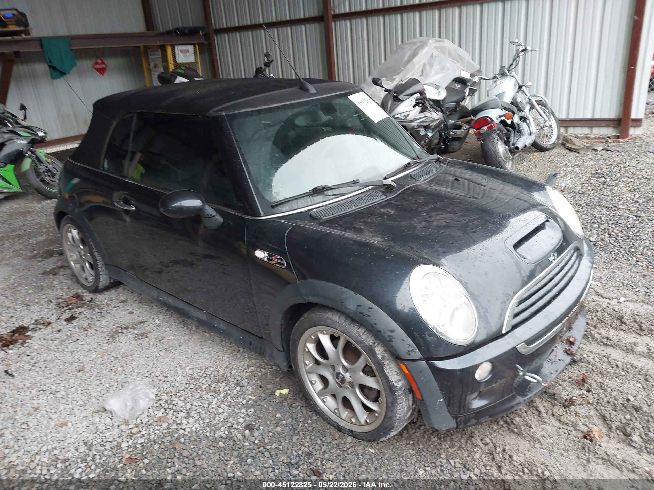 2006 MINI Convertible S, VIN WMWRH33536TF87147 — Normal wear