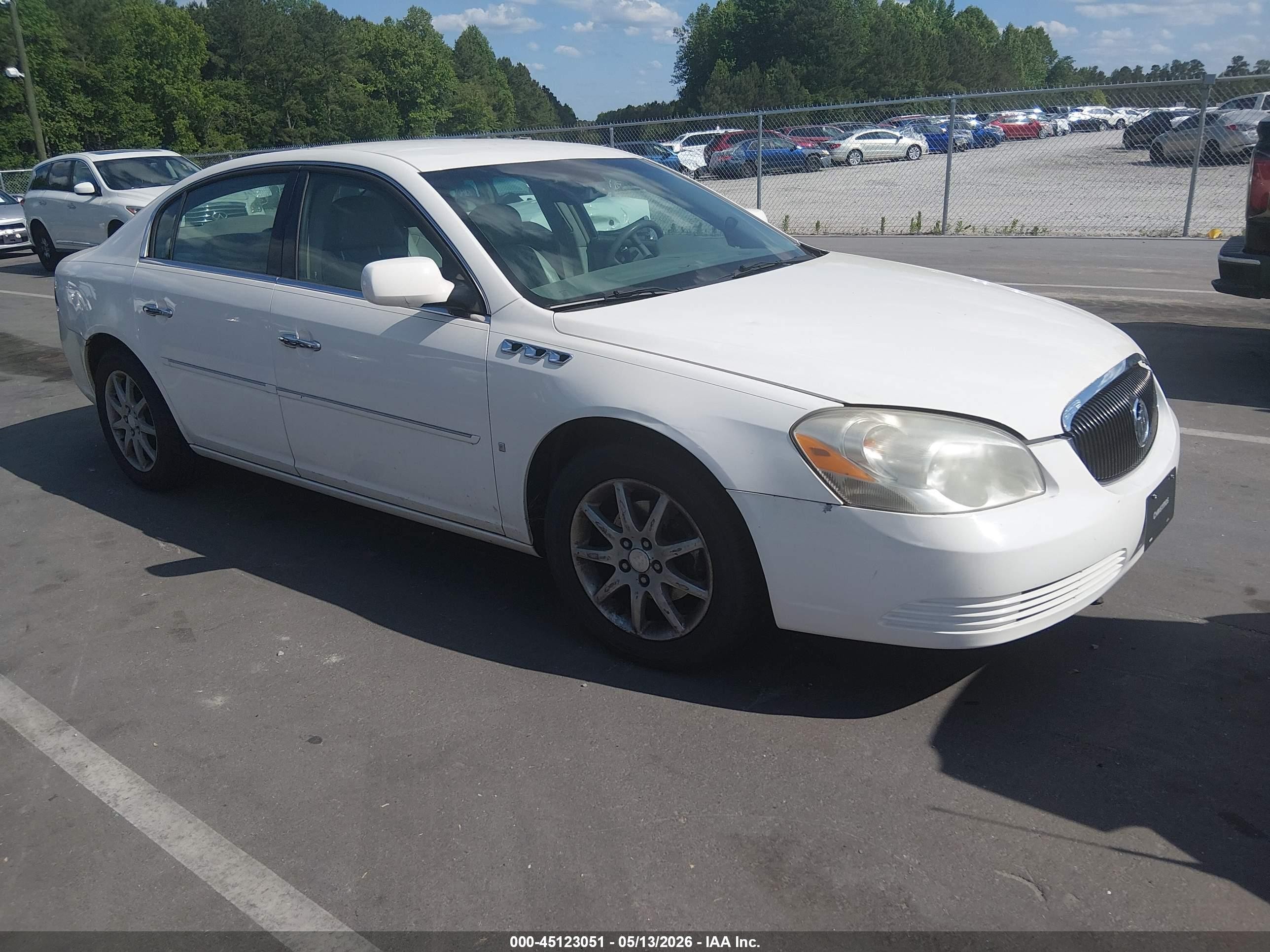 2008 Buick Lucerne CXL, VIN 1G4HD57258U137995 — Normal wear