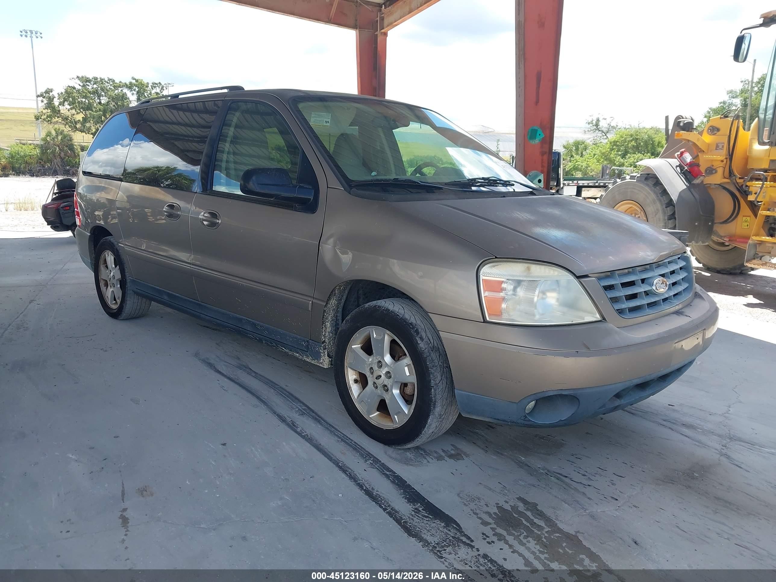 2005 Ford Freestar SES, VIN 2FMZA57625BA35846 — All over