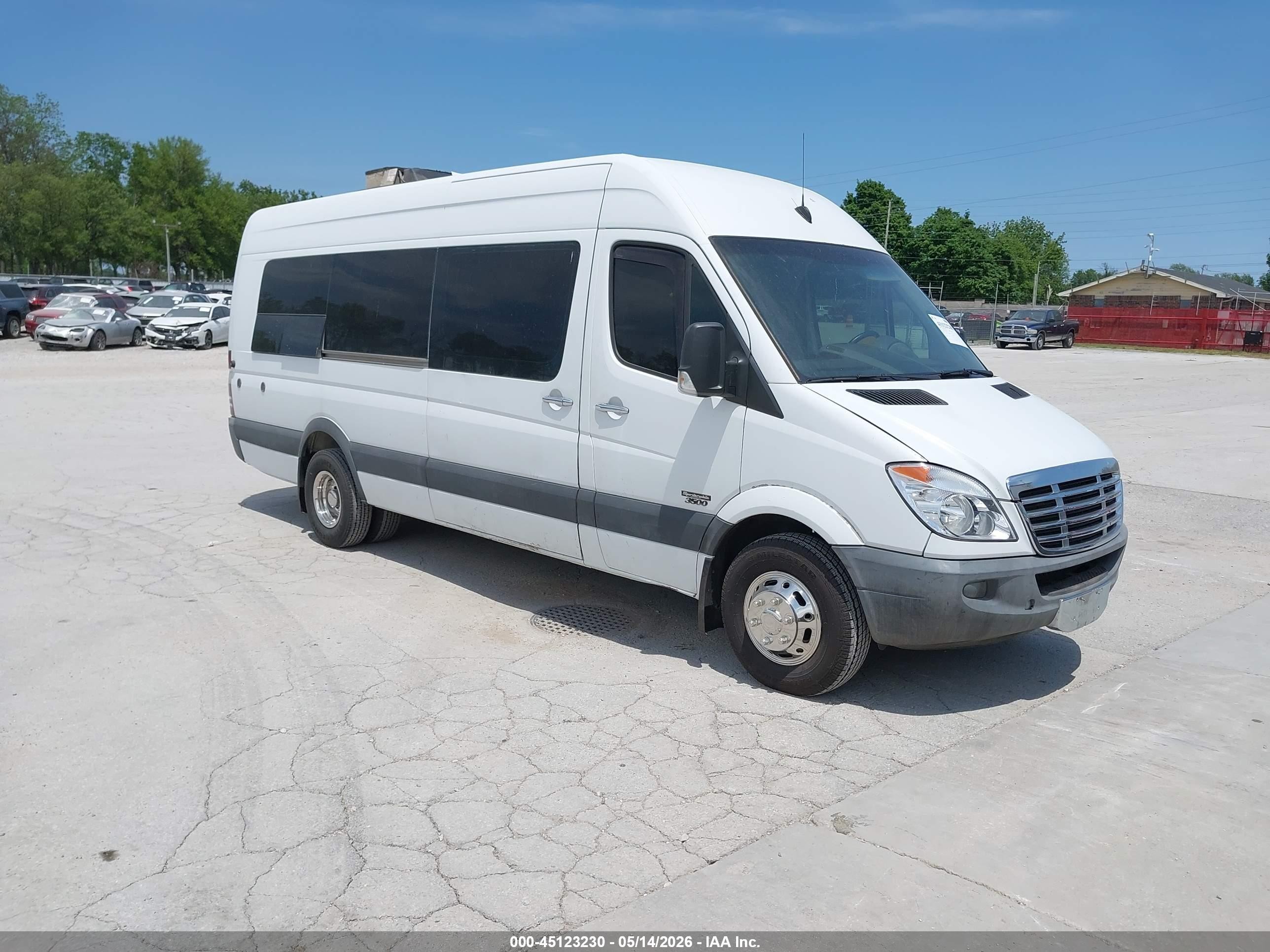 2010 Freightliner Sprinter, VIN WDYPF1CC6A5491515 — Side