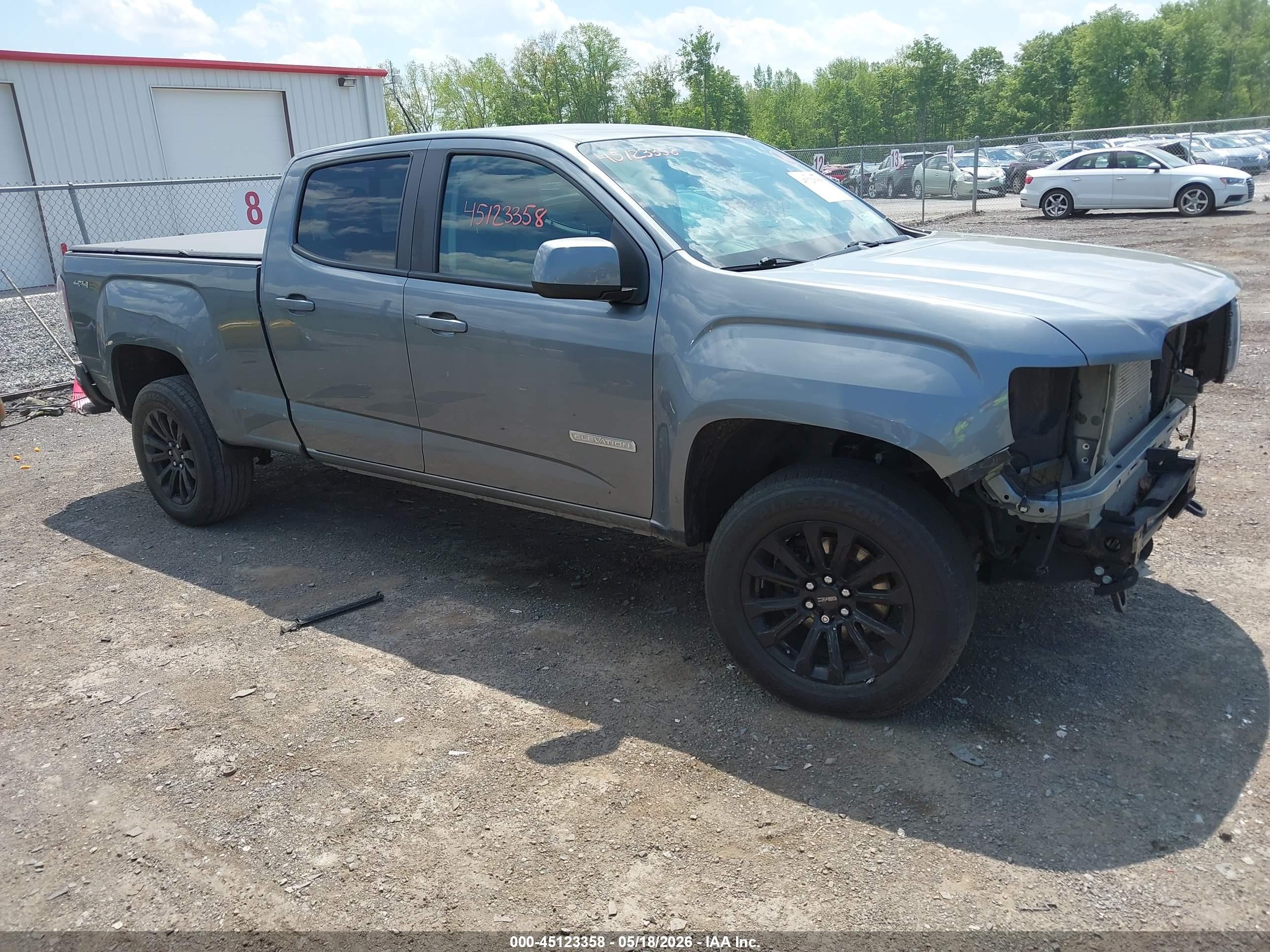 2022 GMC Canyon 4WD Elevation, VIN 1GTG6CEN6N1250704 — Front end