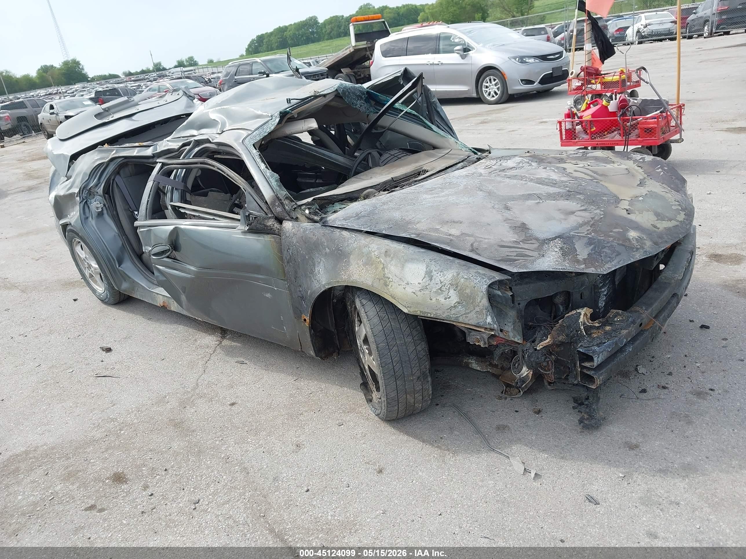2004 Pontiac Grand Prix GT2, VIN 2G2WS542941333907 — Rollover