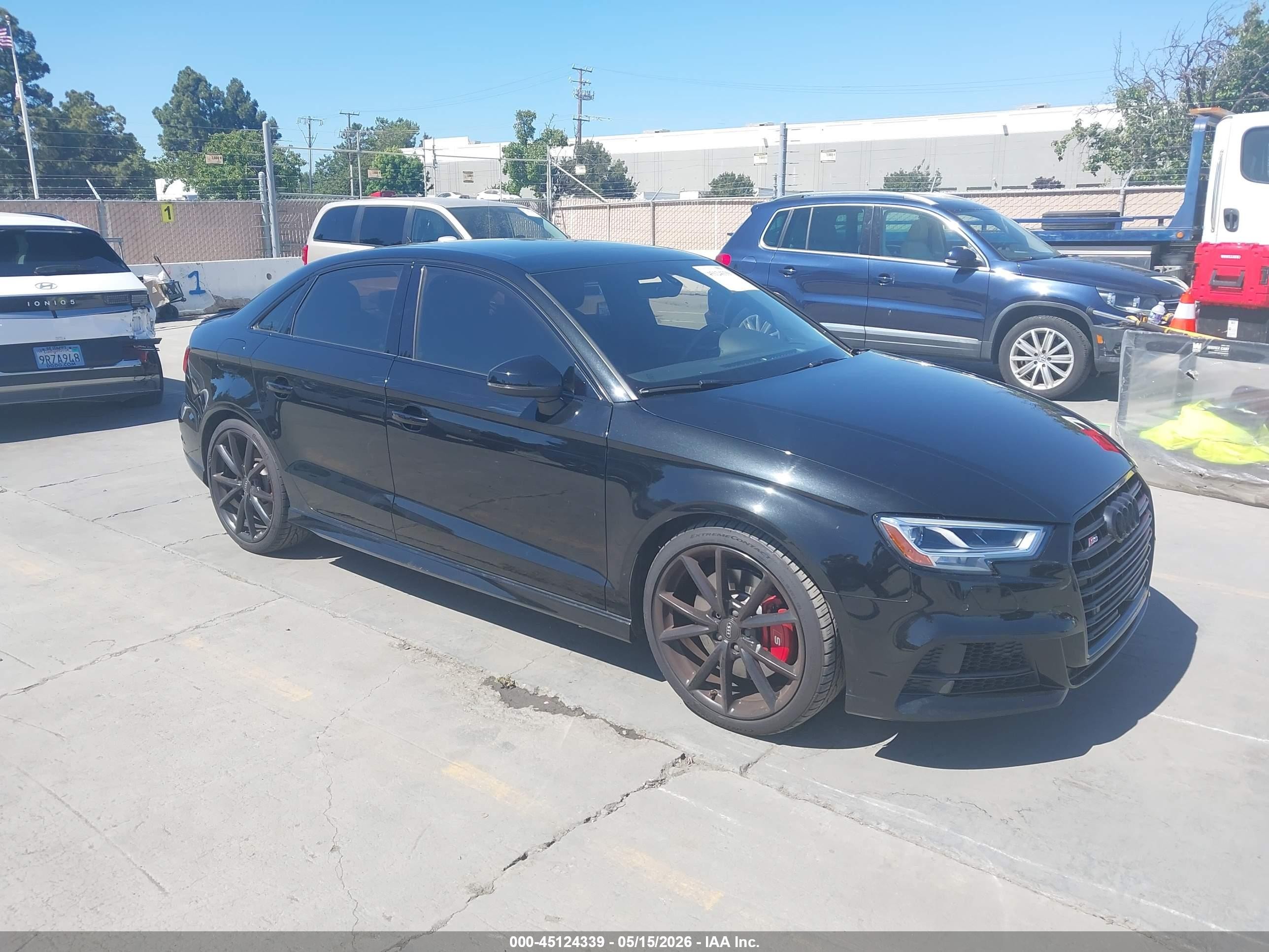 2017 Audi S3 Premium Plus, VIN WAUB1GFF5H1059719 — Normal wear