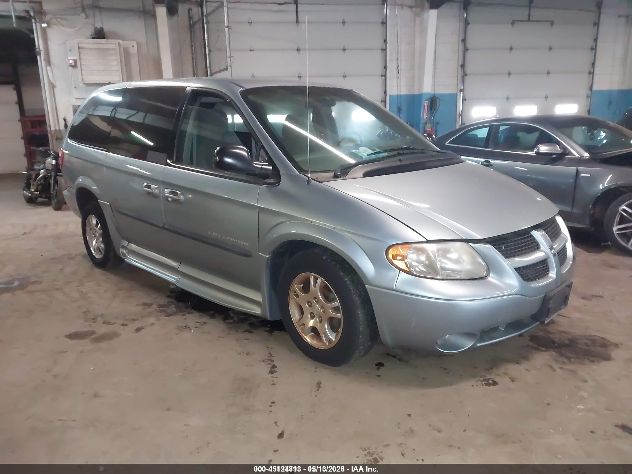 2003 Dodge Caravan Sport, VIN 2D4GP44L83R359471 — Not stated