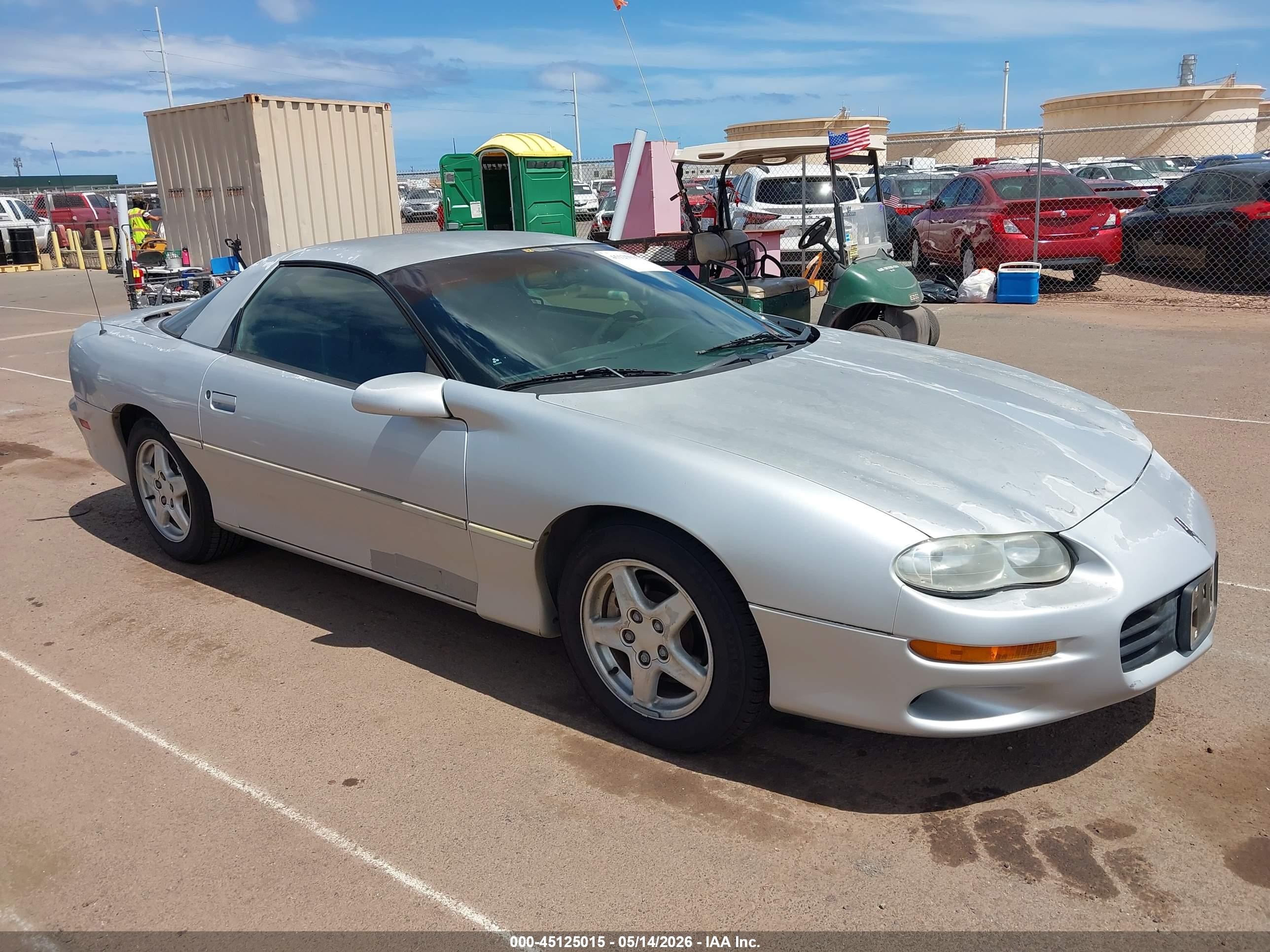 1998 Chevrolet Camaro, VIN 2G1FP22K2W2100939 — Normal wear
