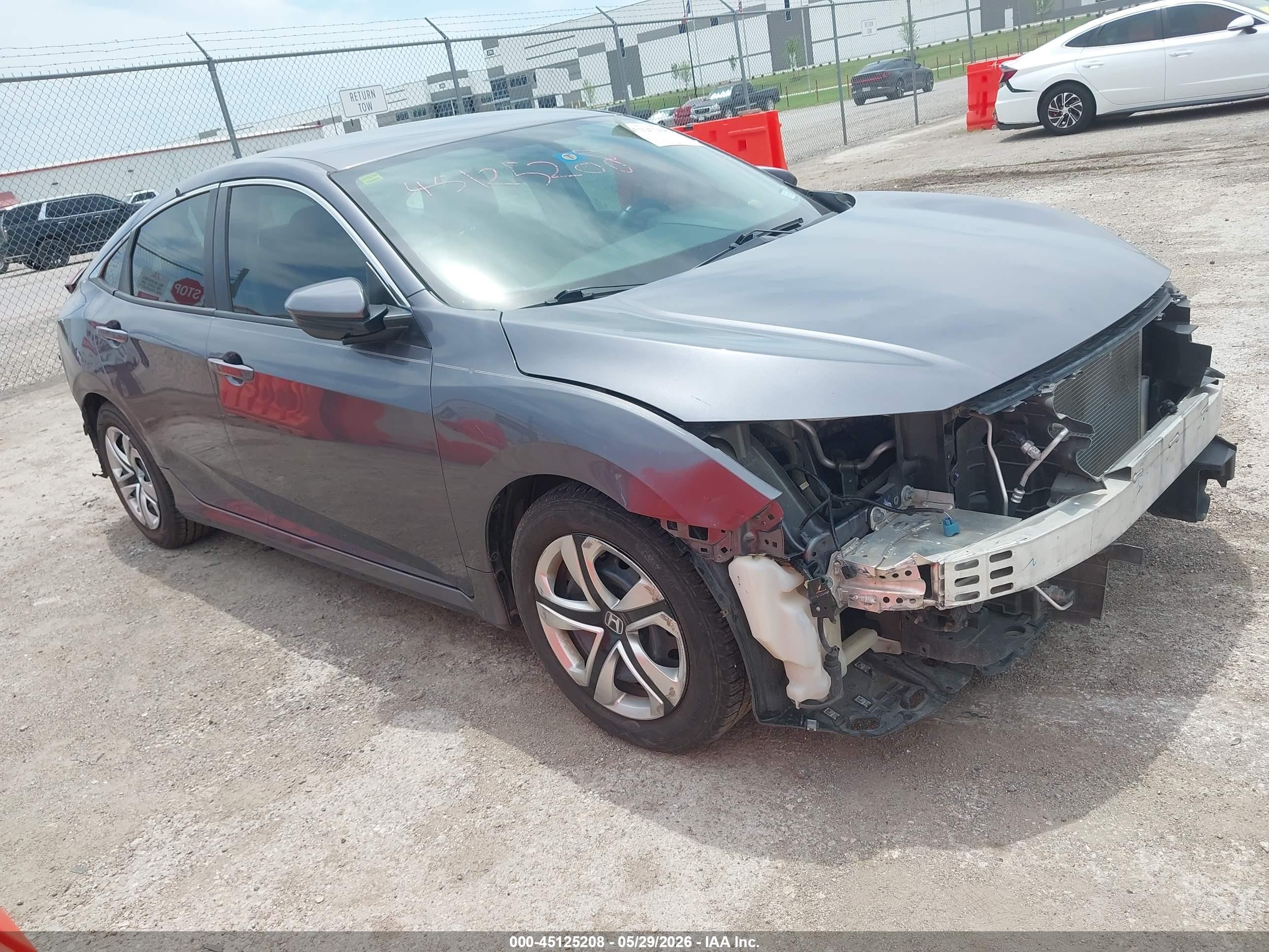 2017 Honda Civic LX, VIN 19XFC2F55HE049116 — По всему кузову