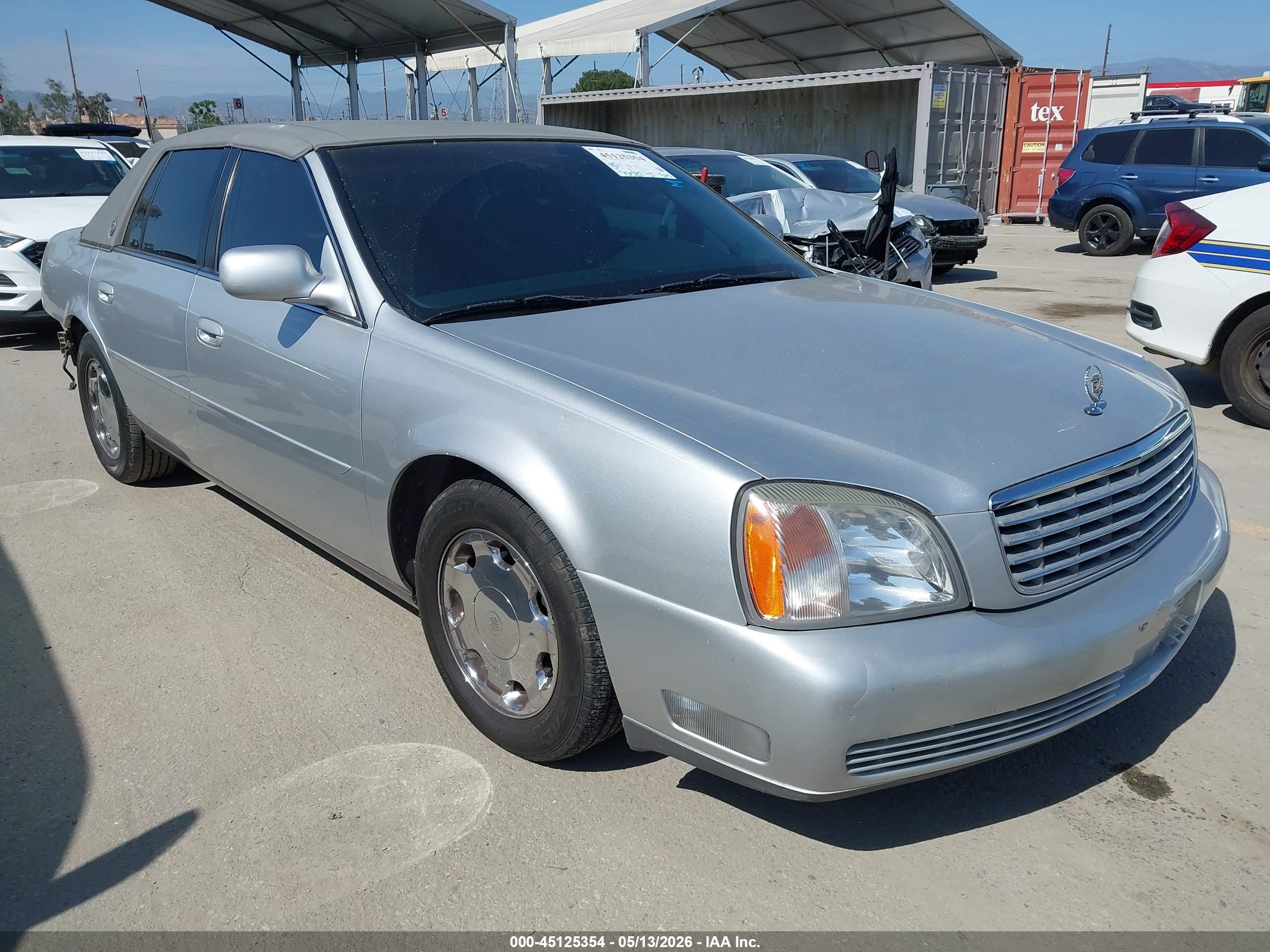 2001 Cadillac DeVille, VIN 1G6KD54Y21U242215 — Зад