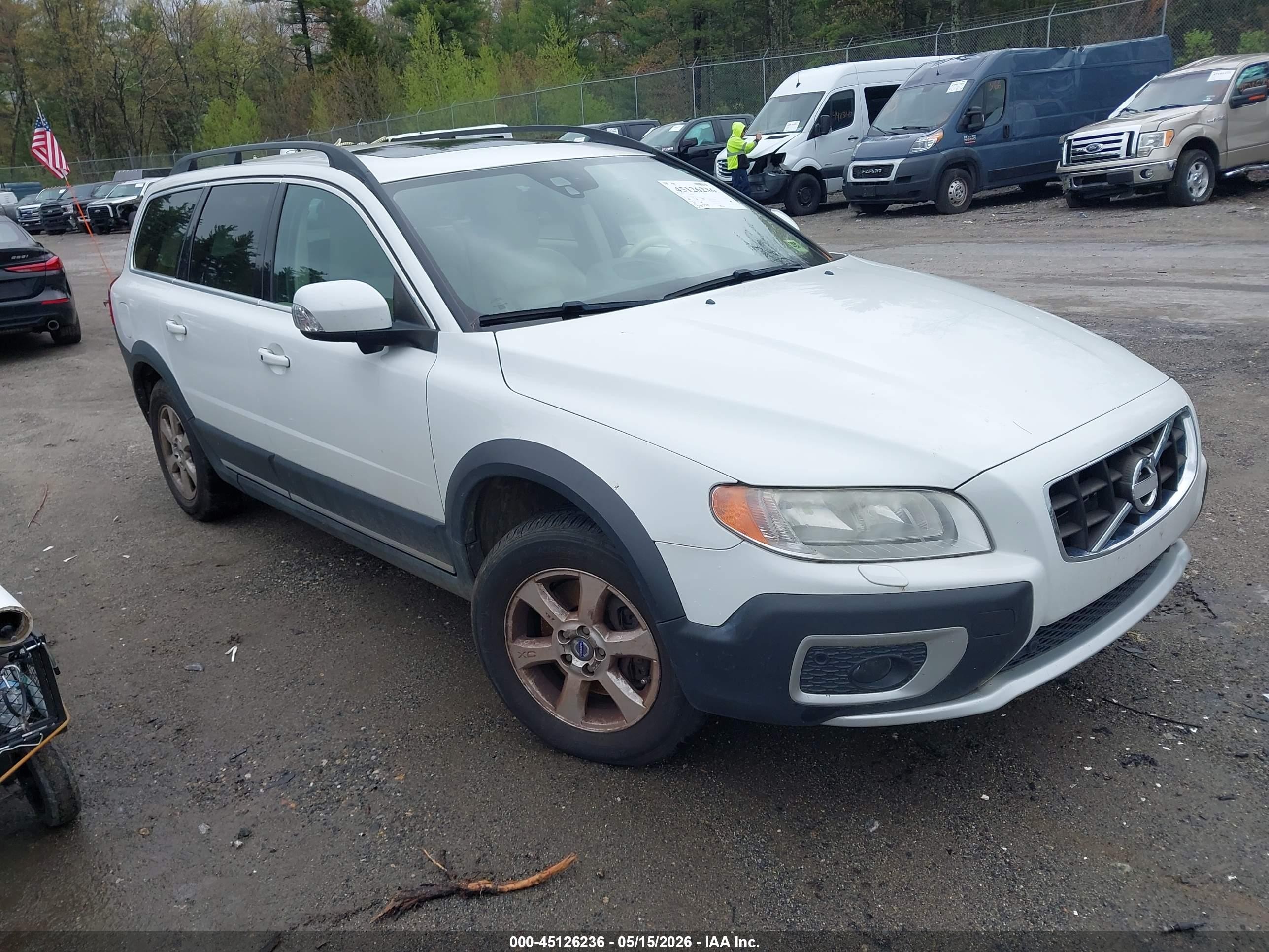 2012 Volvo XC70 3.2L, VIN YV4952BL9C1142726 — Normal wear