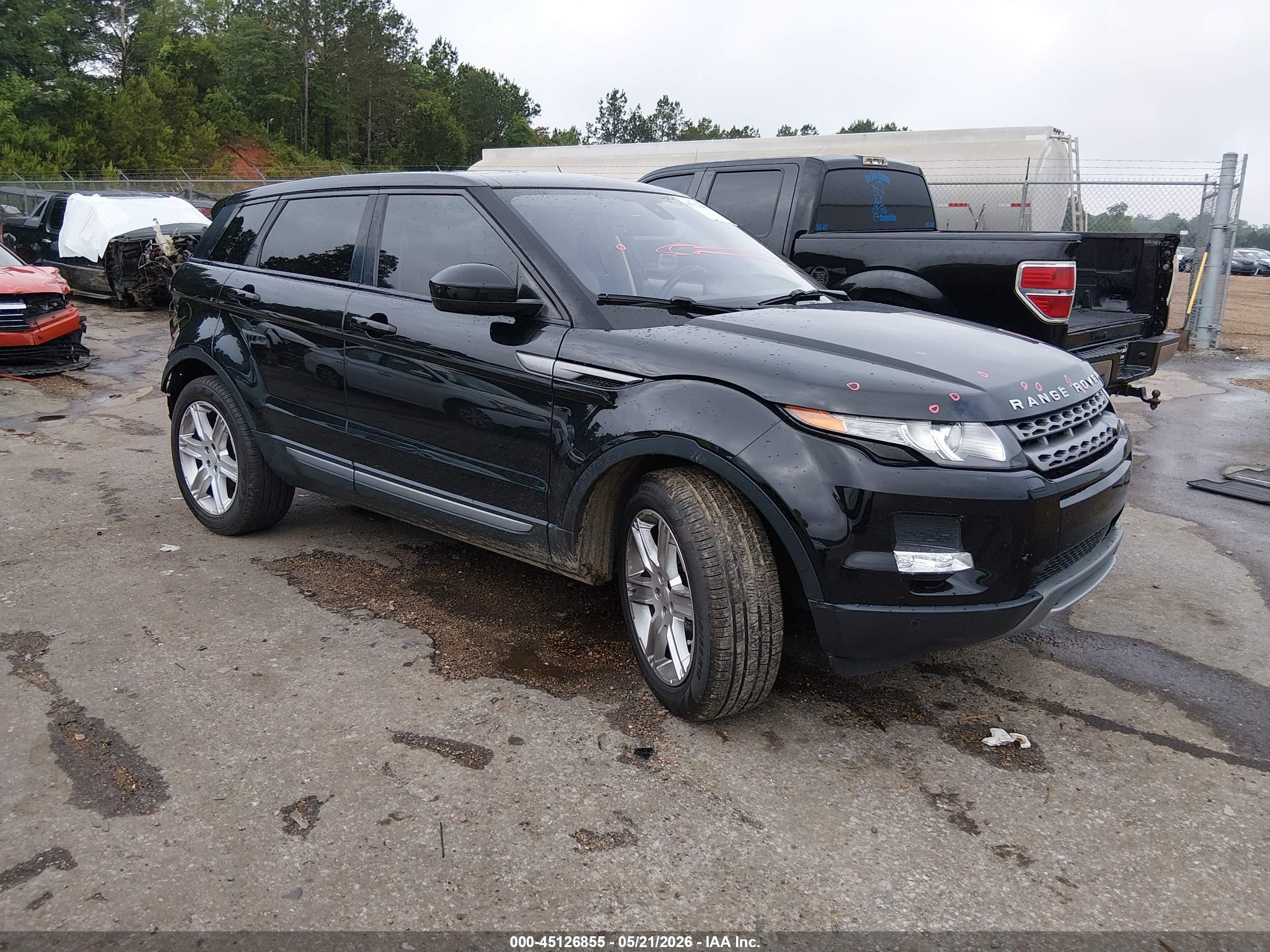 2014 Land Rover Range Rover Evoque Pure Plus, VIN SALVP2BG1EH894406 — Rear end