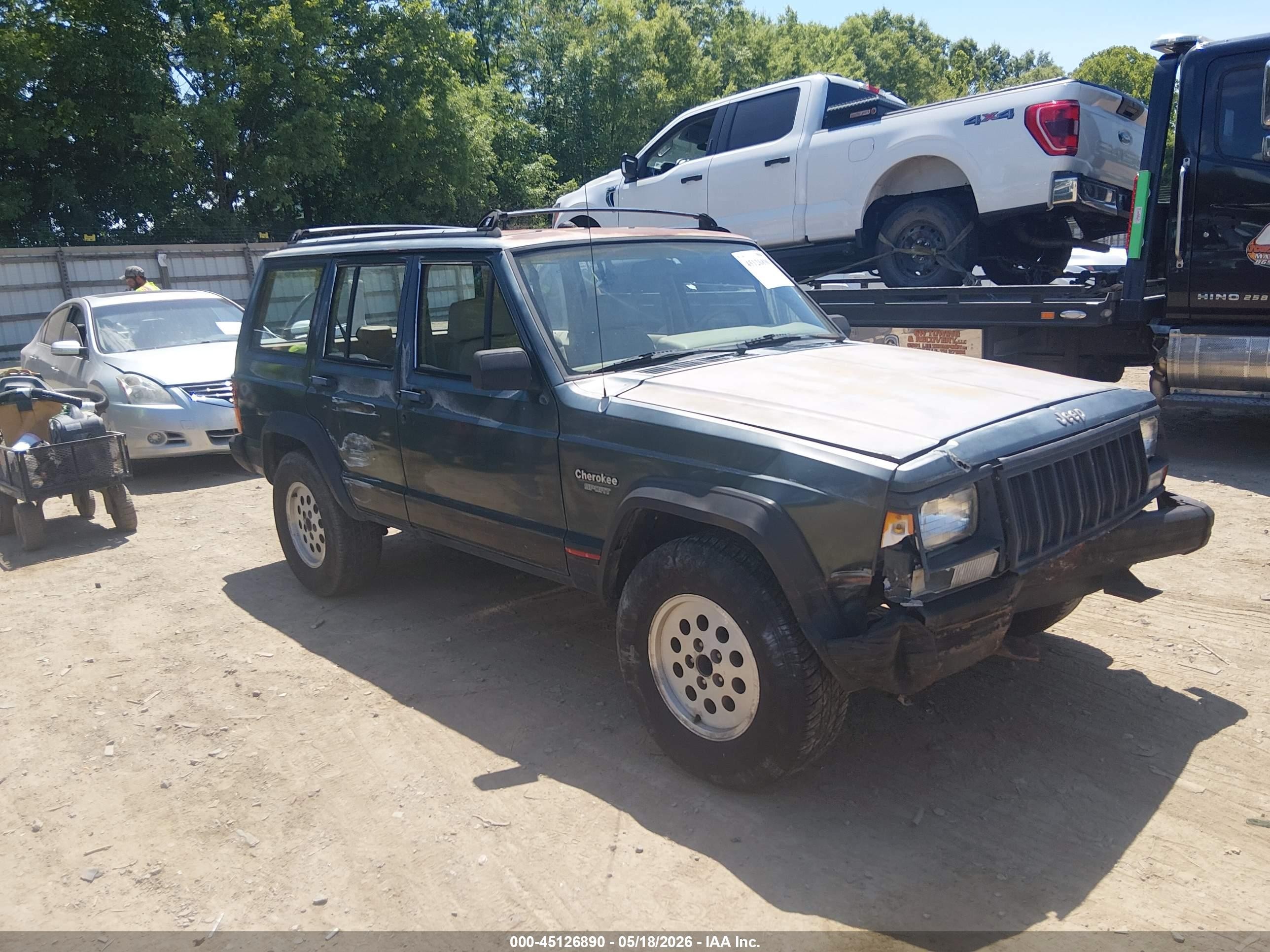 1994 Jeep Cherokee Sport, VIN 1J4FJ68S1RL129502 — Front end