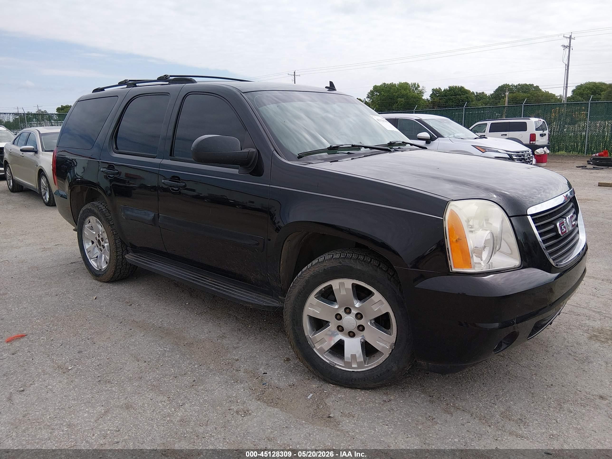 2007 GMC Yukon SLE, VIN 1GKFK13087J181783 — Hail