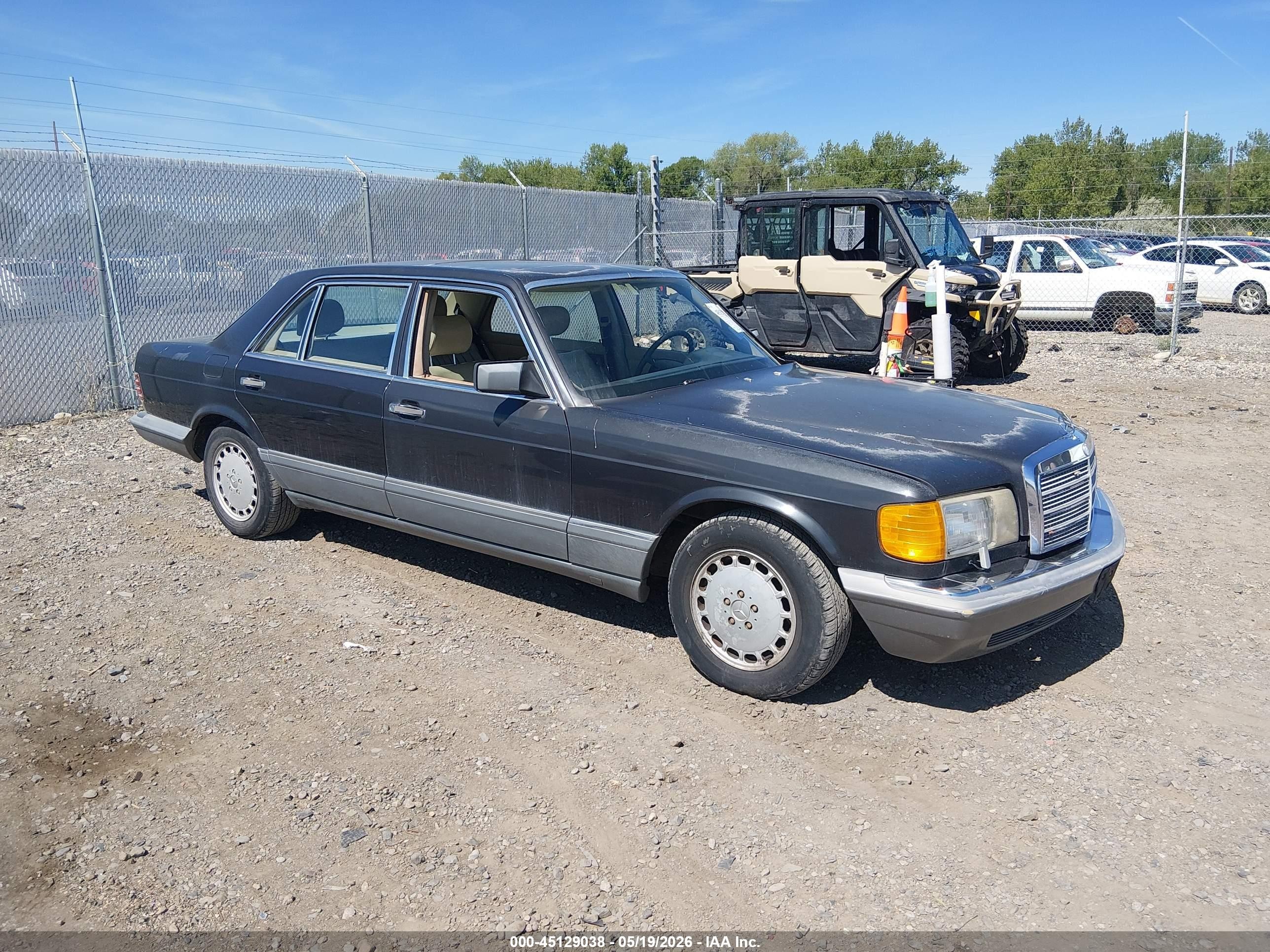 1987 Mercedes-Benz 420 SEL, VIN WDBCA35D5HA346301 — Normal wear