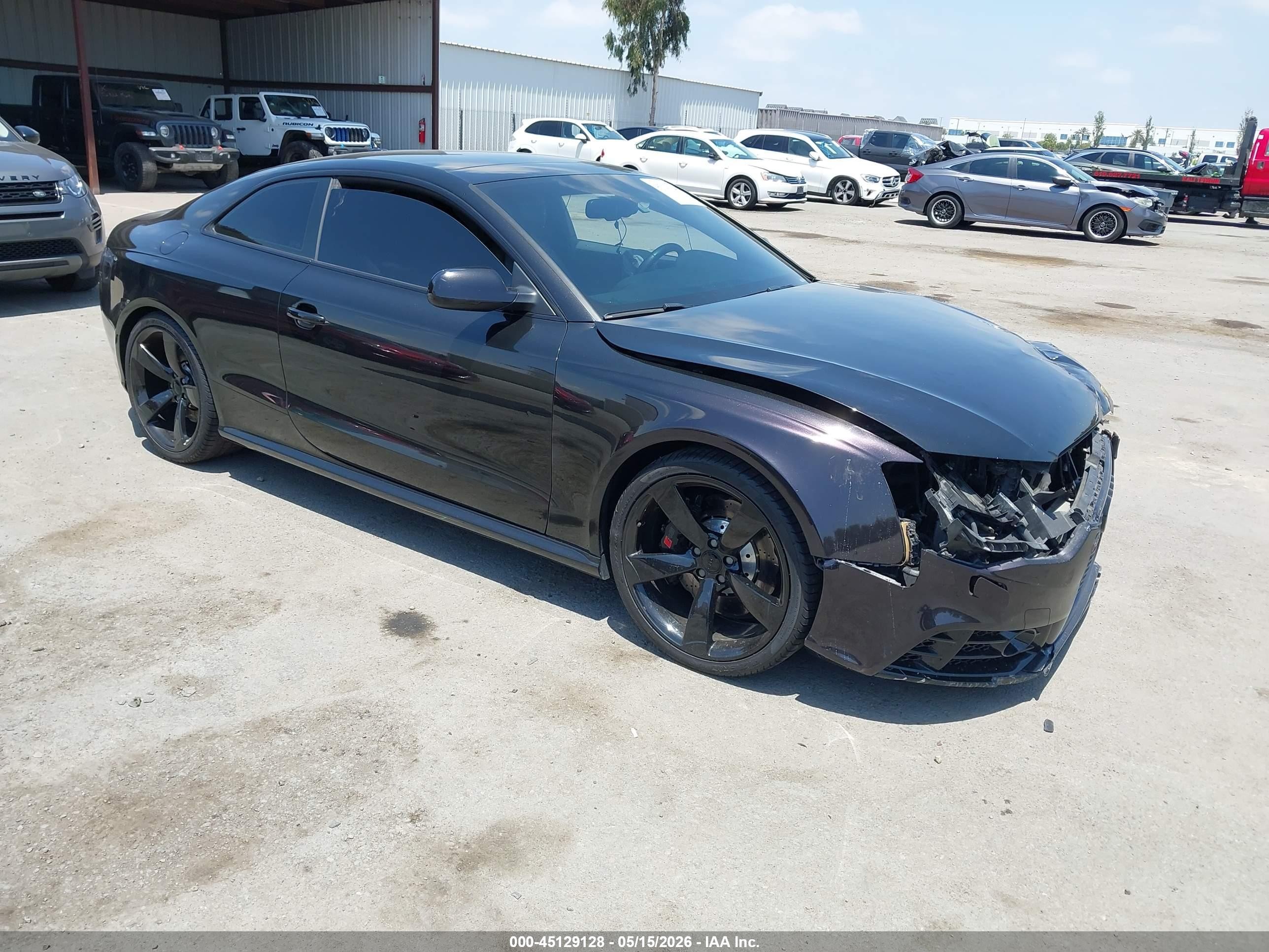 2015 Audi RS 5, VIN WUAC6AFR2FA900458 — Front end