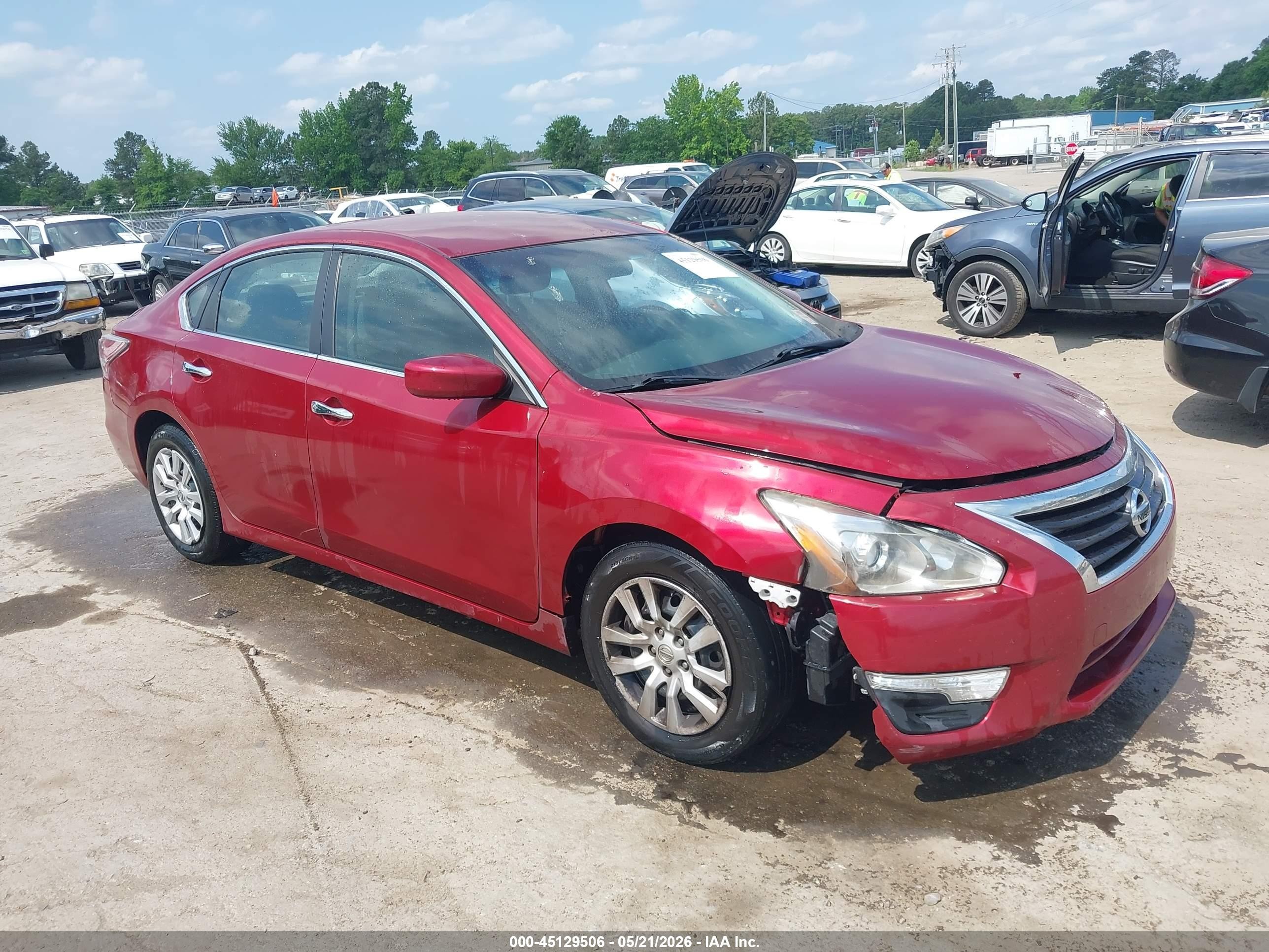 2015 Nissan Altima SV, VIN 1N4AL3AP7FC173696 — Repossession