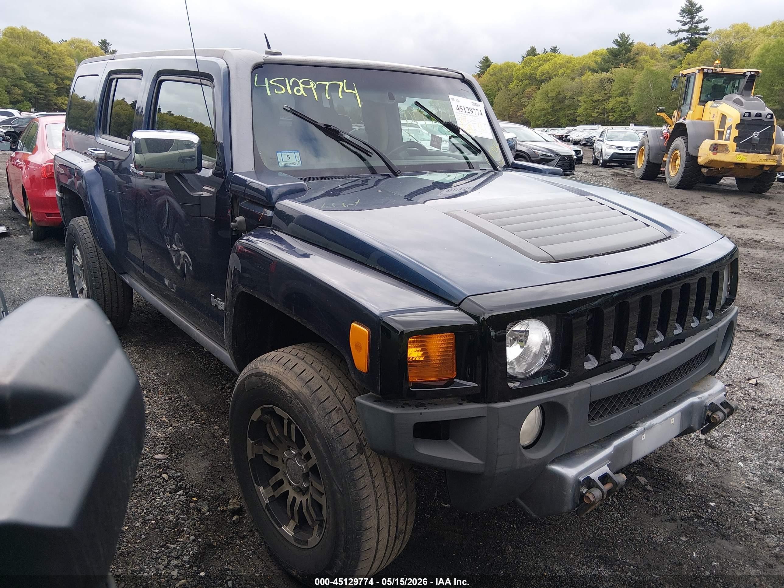 2008 Hummer H3 Luxury, VIN 5GTEN13E588112772 — Бок