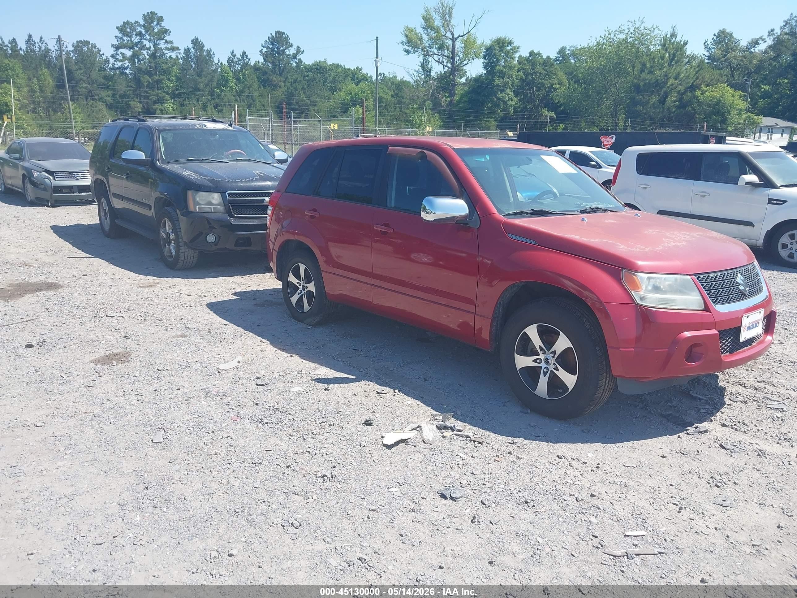2011 Suzuki Grand Vitara Premium, VIN JS3TE0D22B4100043 — Normal wear