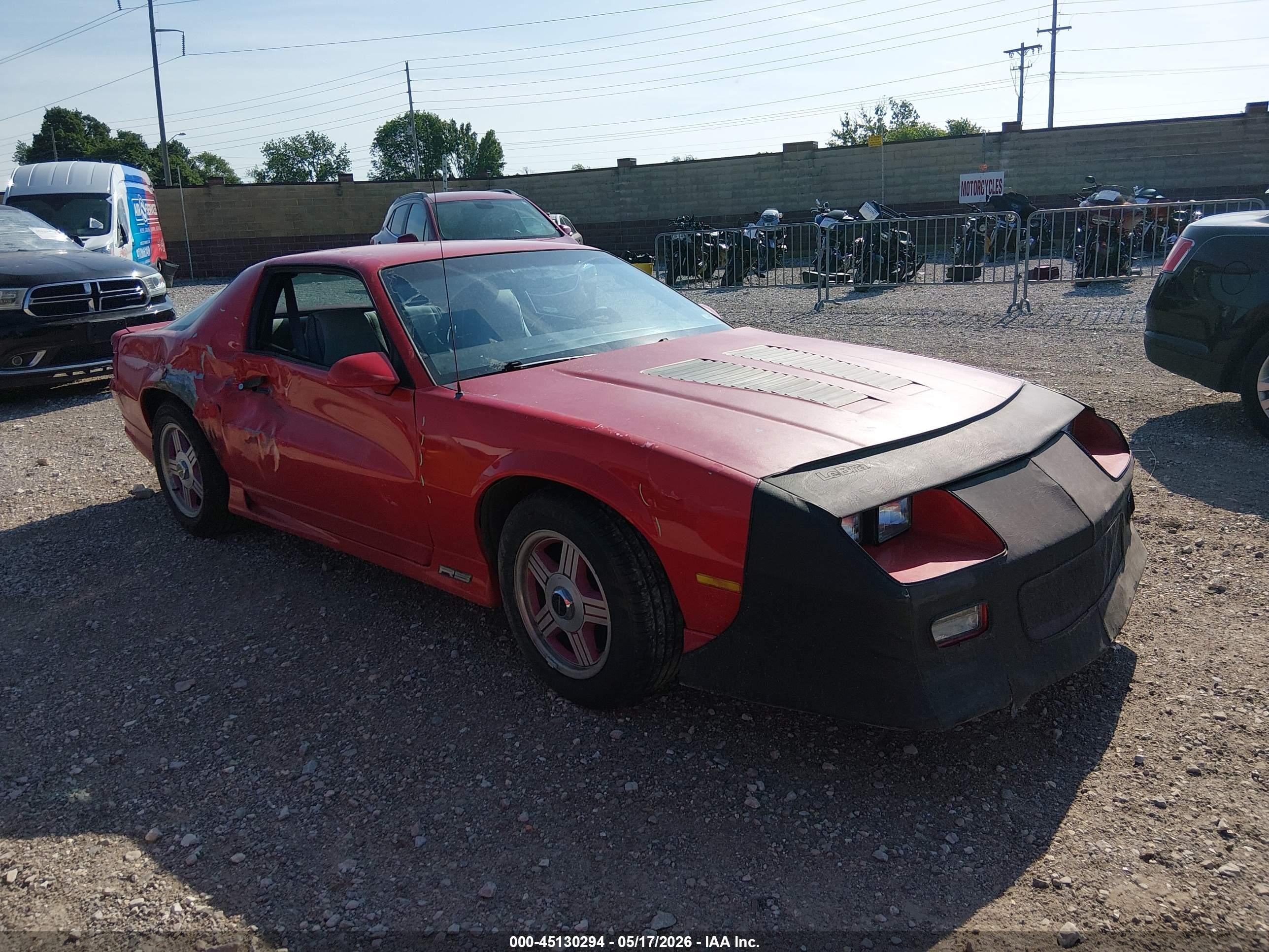 1992 Chevrolet Camaro RS, VIN 1G1FP23E2NL143250 — Side