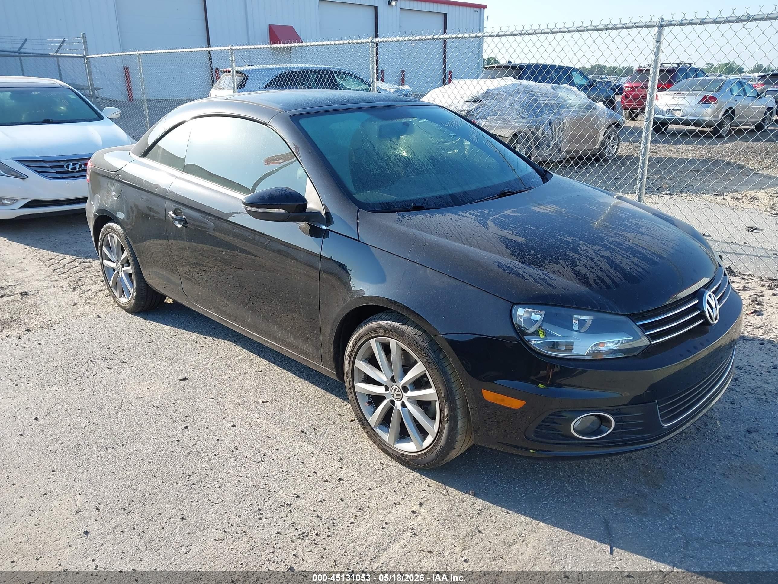 2012 Volkswagen Eos Komfort, VIN WVWBW7AH8CV020590 — Normal wear