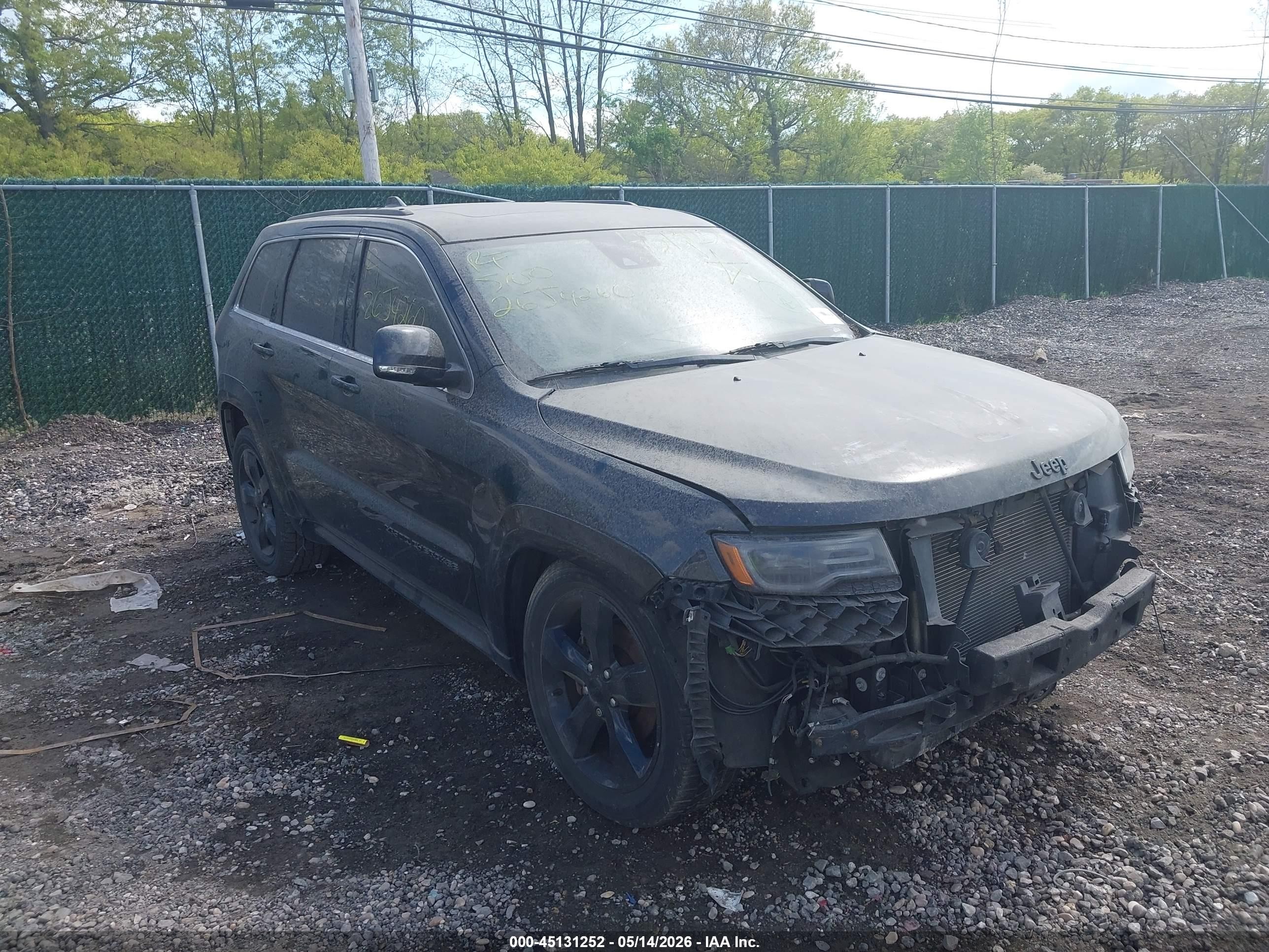 2016 Jeep Grand Cherokee Overland, VIN 1C4RJFCG1GC309792 — Front end