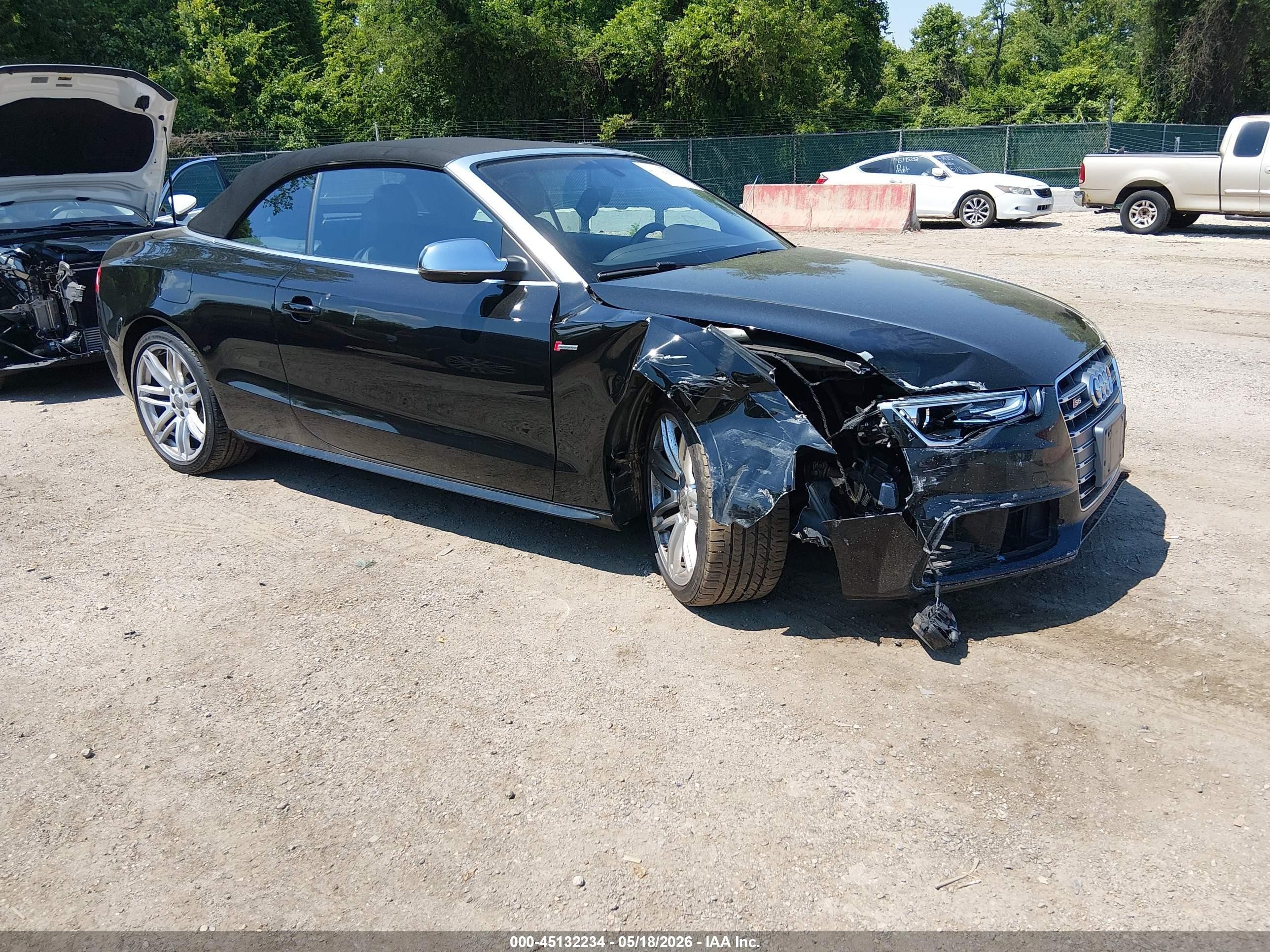 2015 Audi S5 Premium Plus, VIN WAUCGAFH8FN004835 — Перед